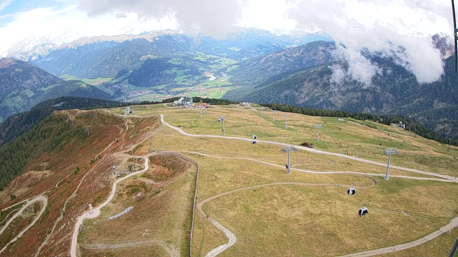 Kronplatz peak | view to Valdaora – Olang