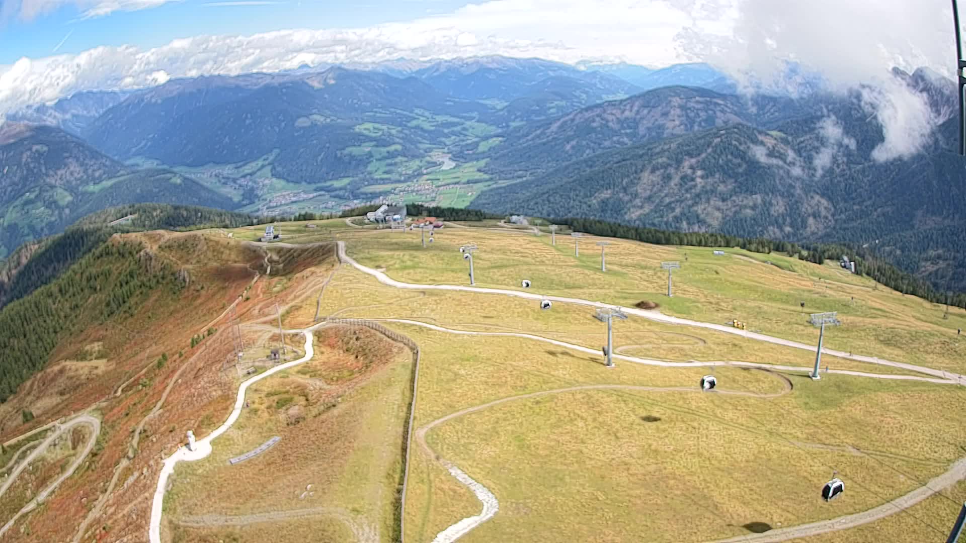 Kronplatz peak | view to Valdaora – Olang