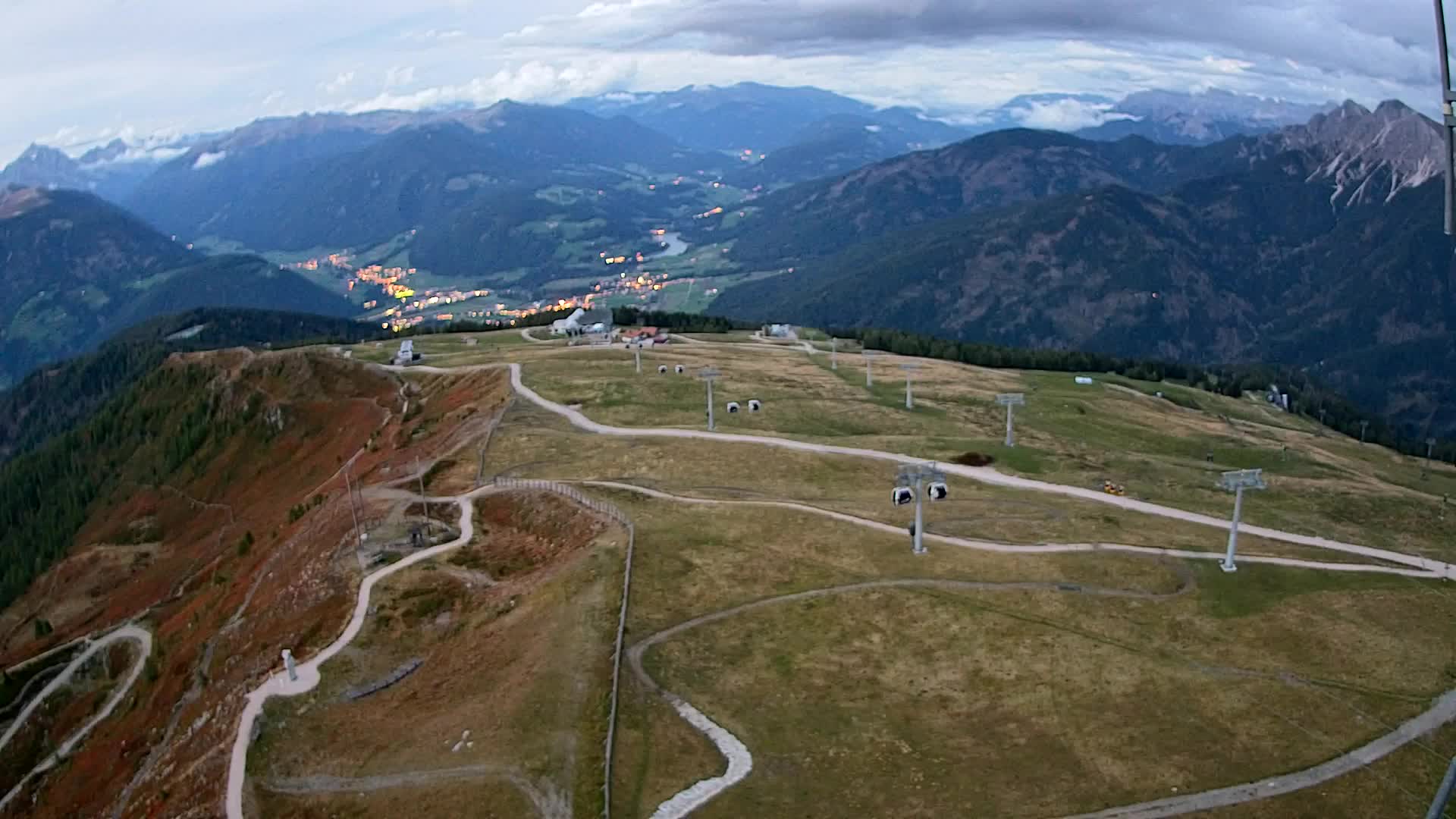 Kronplatz peak | view to Valdaora – Olang