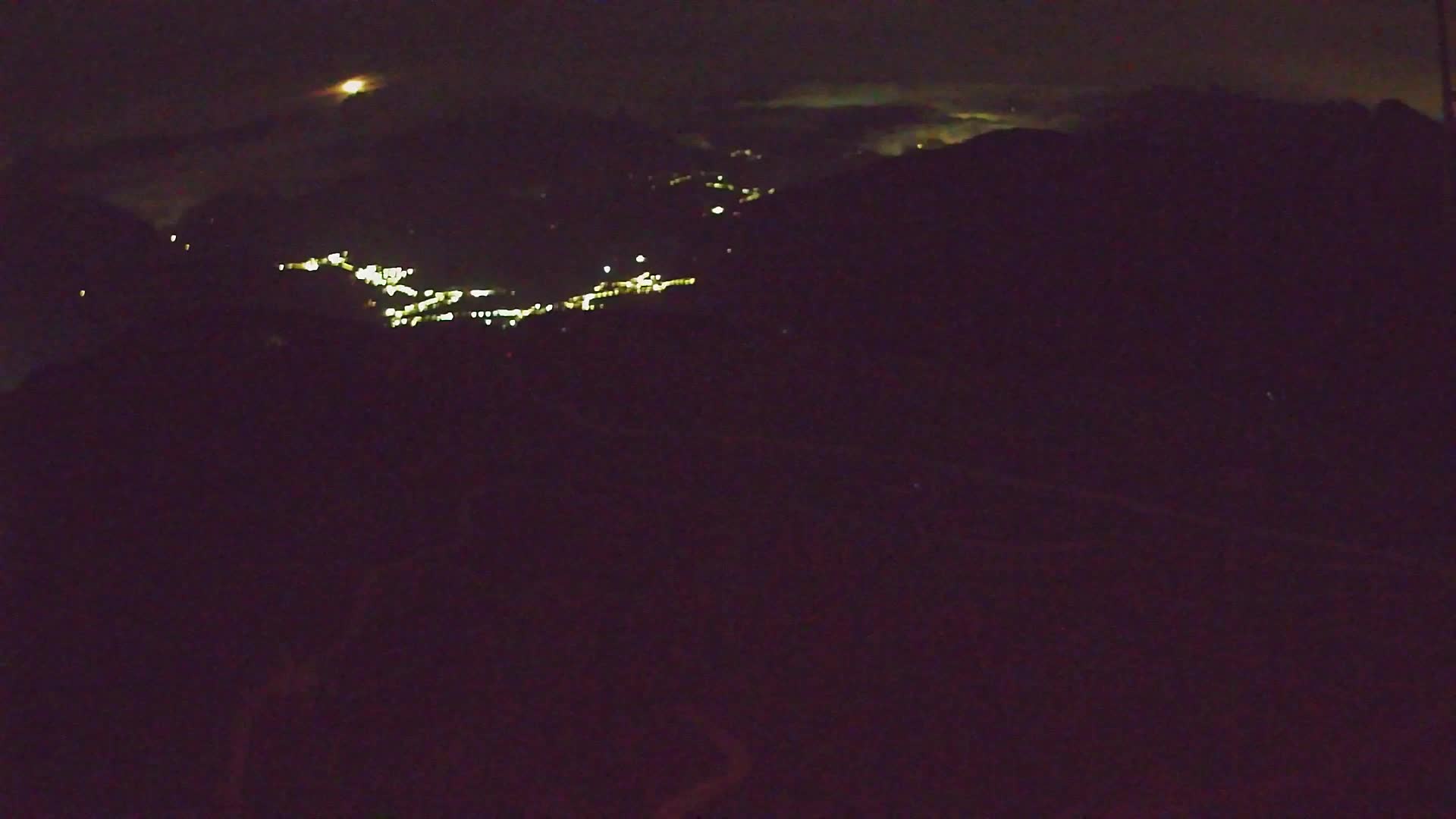 Kronplatz peak | view to Valdaora – Olang