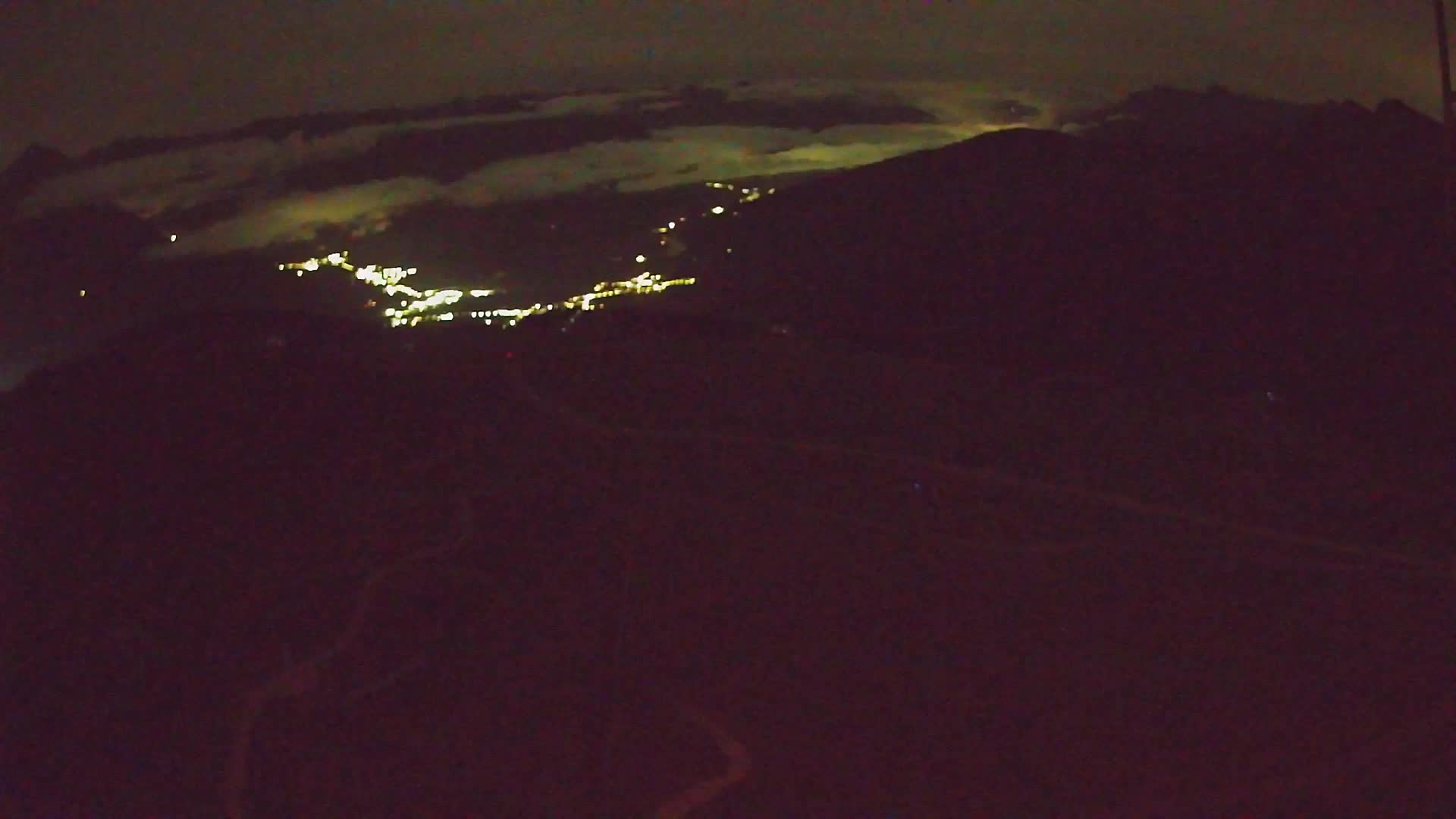 Kronplatz peak | view to Valdaora – Olang