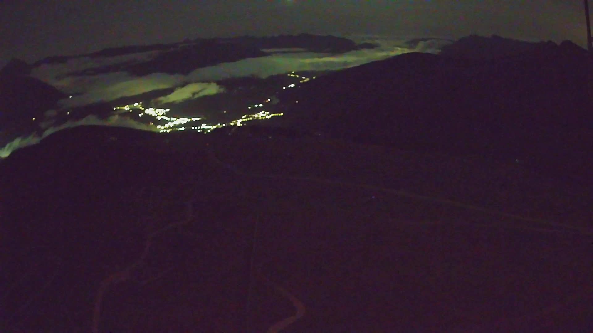 Kronplatz peak | view to Valdaora – Olang