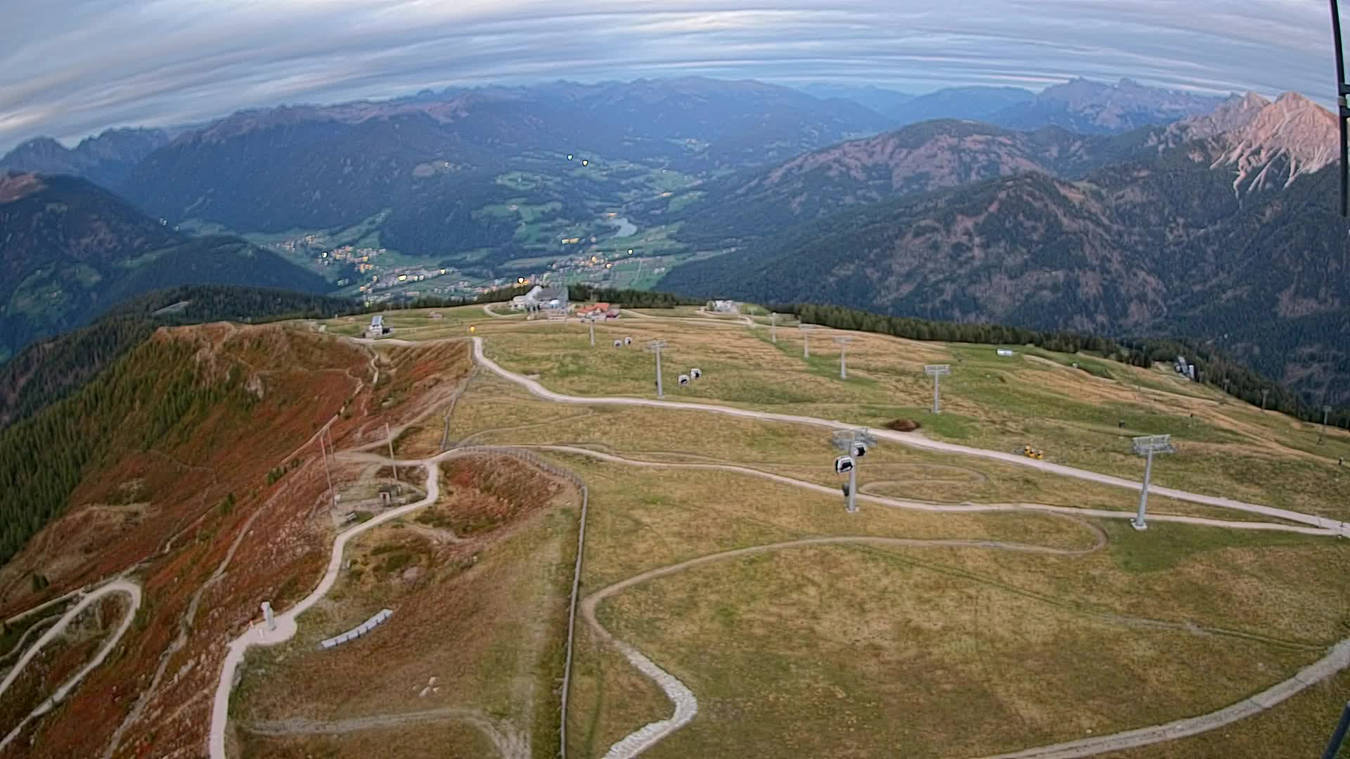 Kronplatz peak | view to Valdaora – Olang
