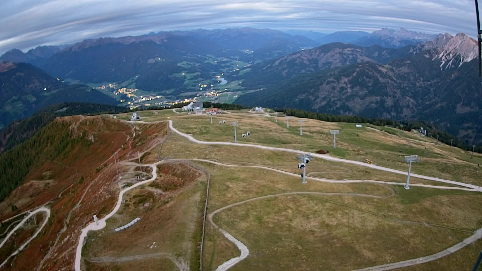 Kronplatz peak | view to Valdaora – Olang