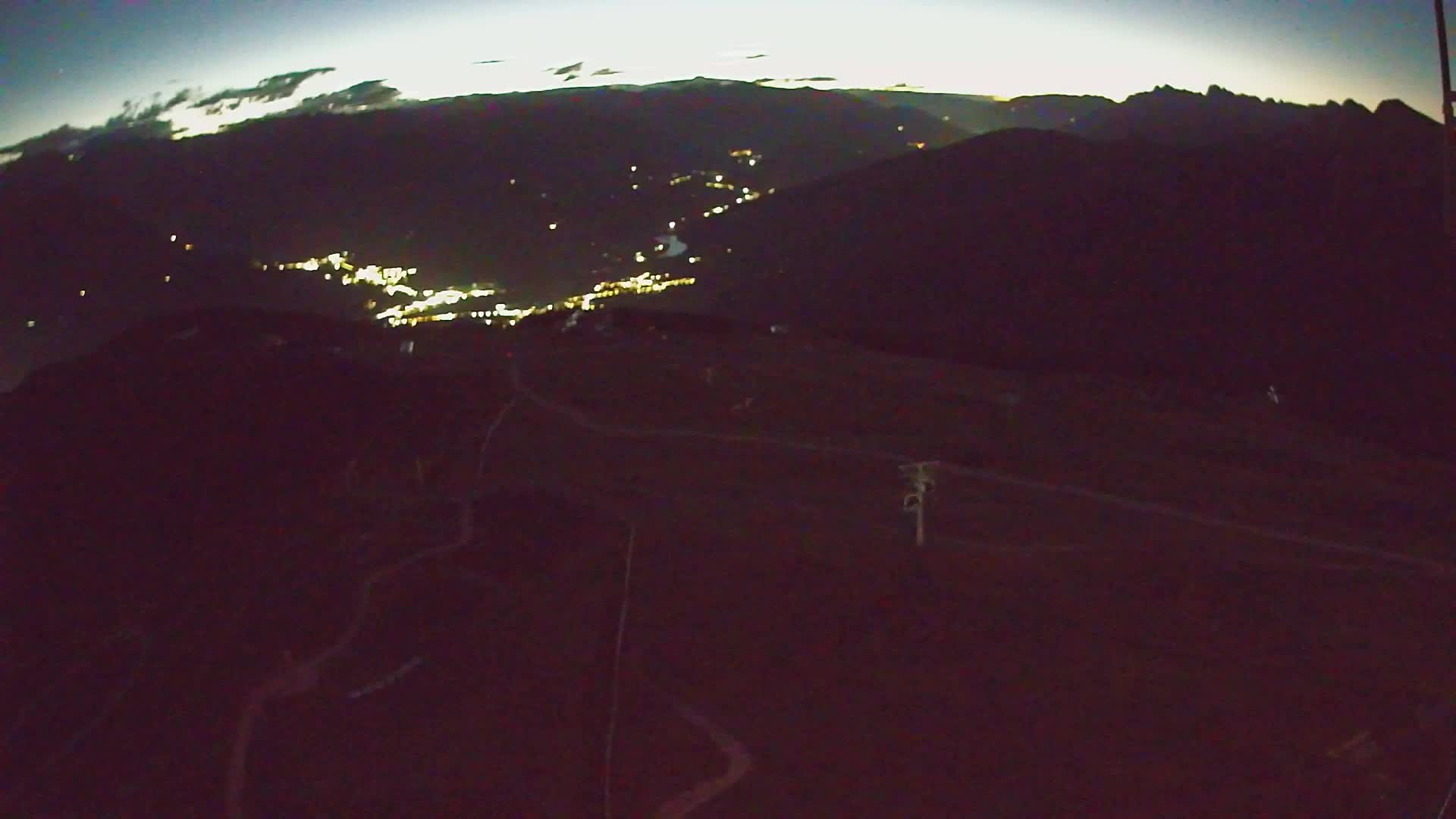 Kronplatz peak | view to Valdaora – Olang
