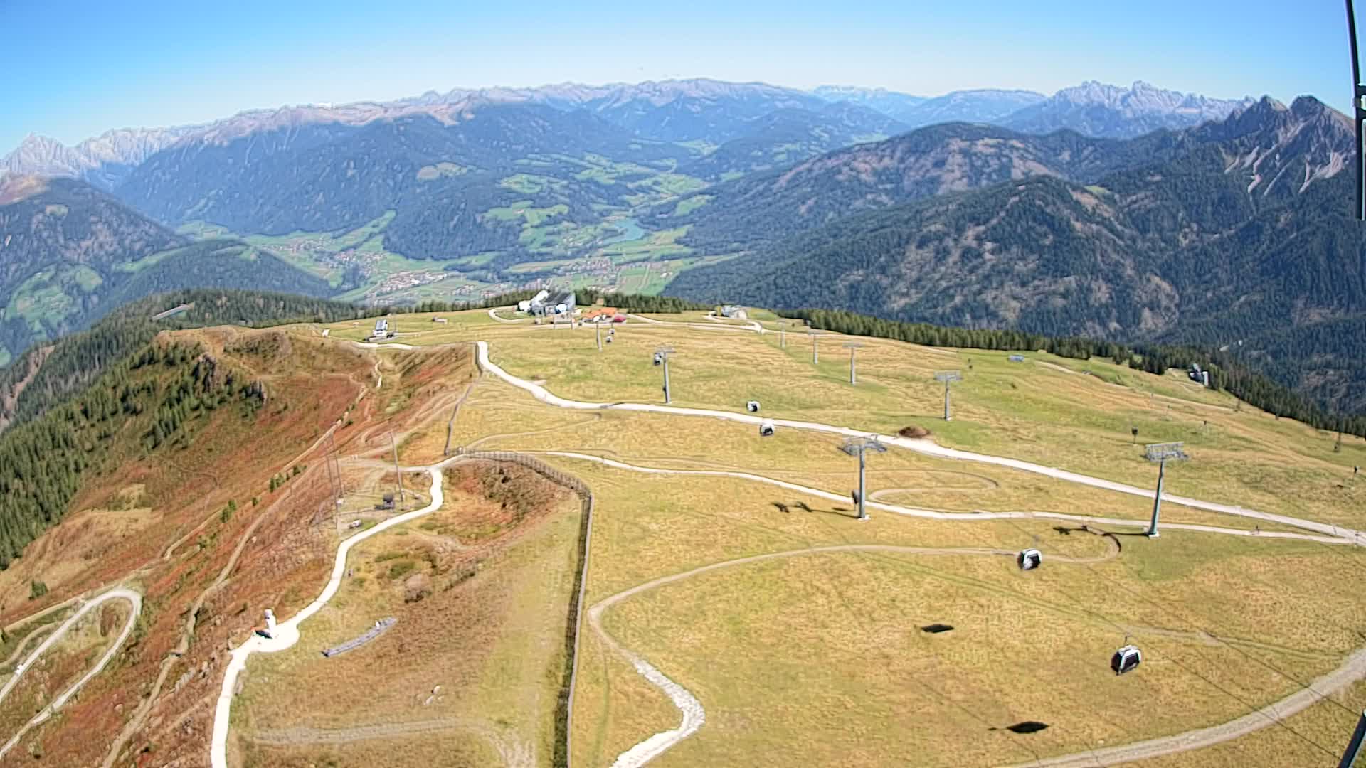 Kronplatz peak | view to Valdaora – Olang