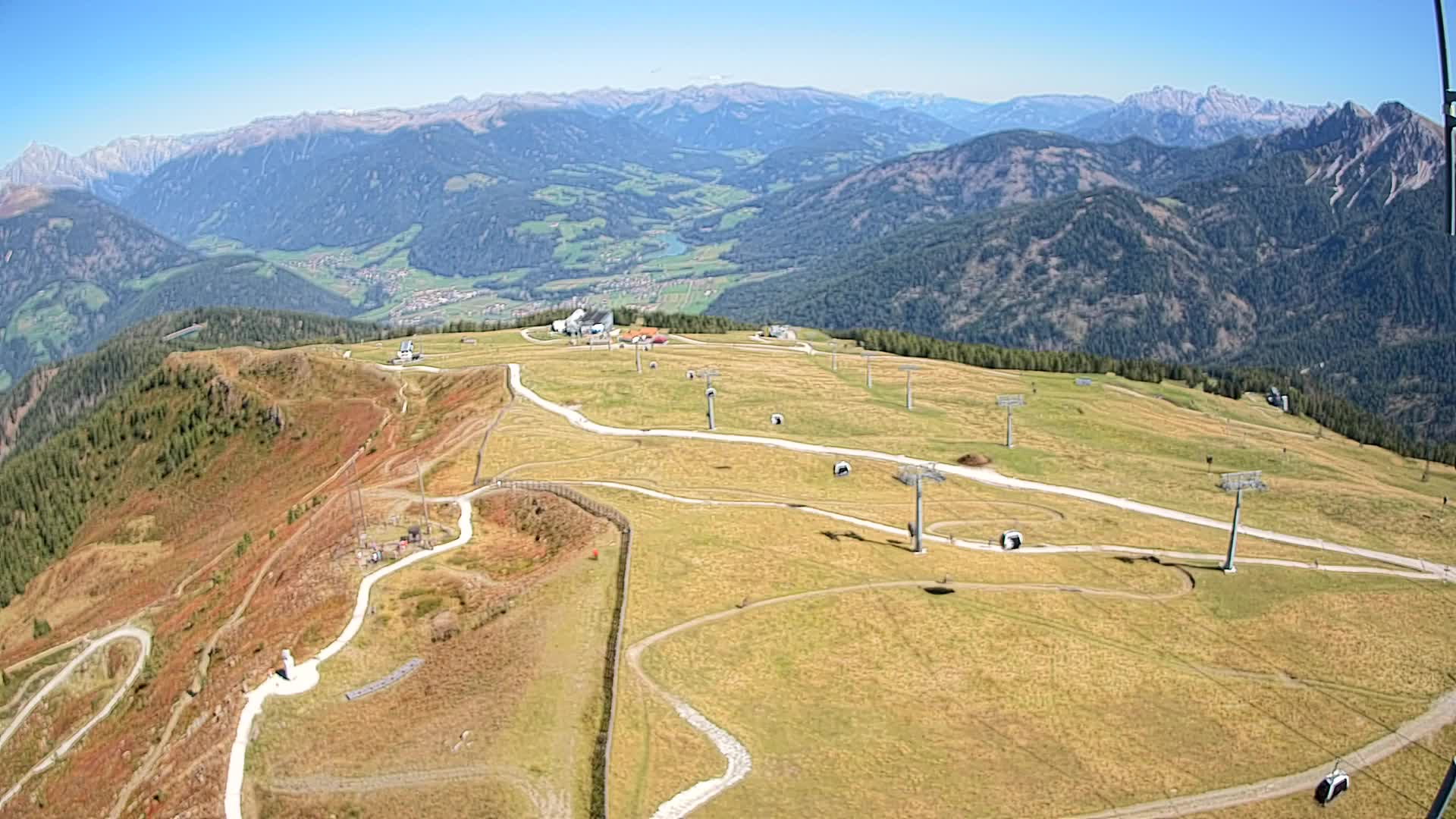 Kronplatz peak | view to Valdaora – Olang