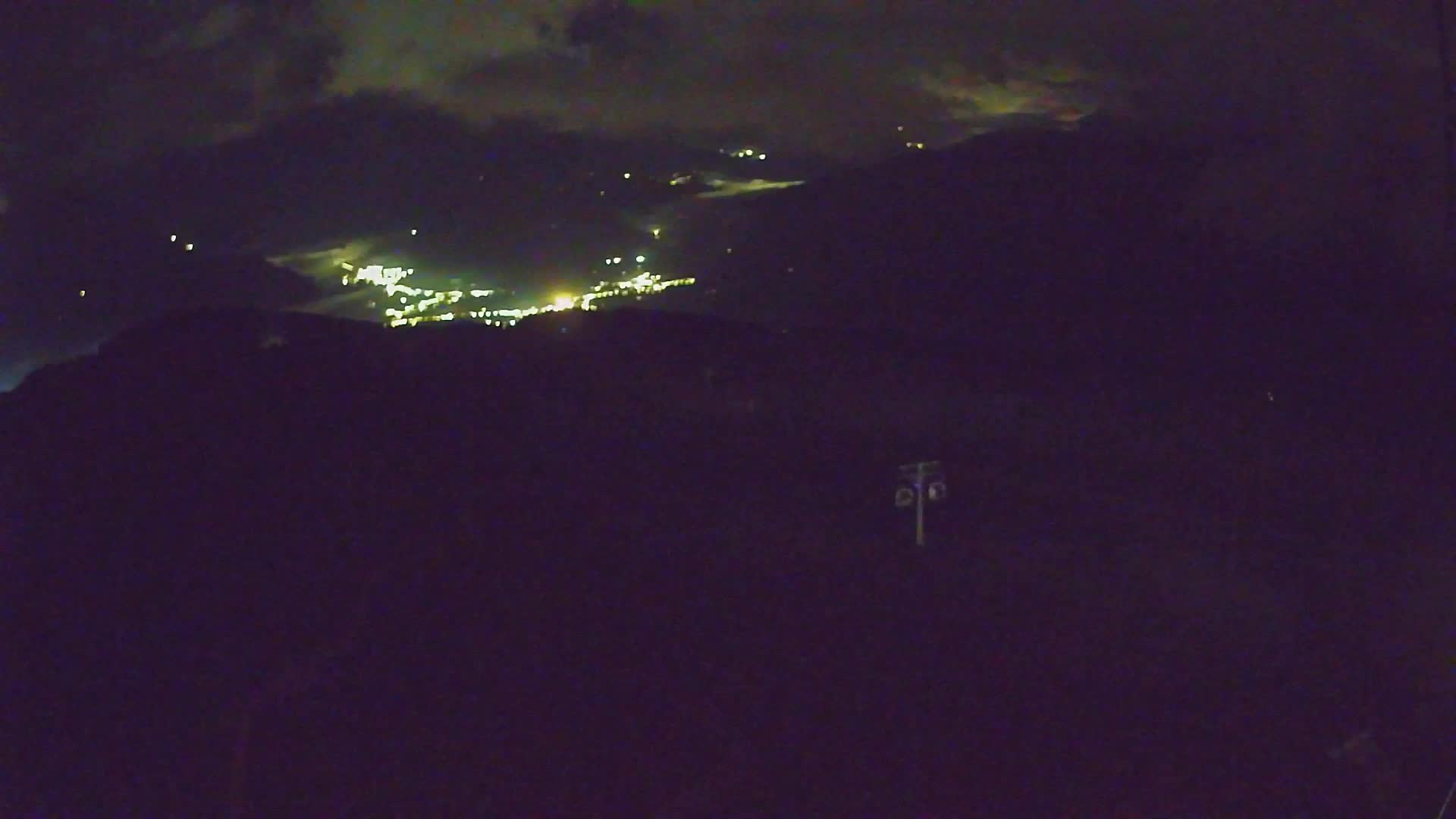 Kronplatz peak | view to Valdaora – Olang