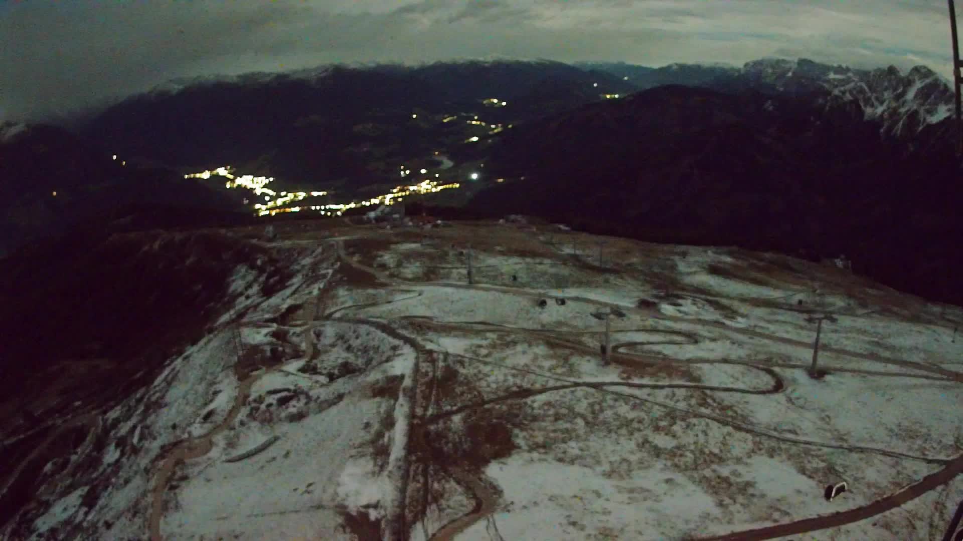 Kronplatz peak | view to Valdaora – Olang
