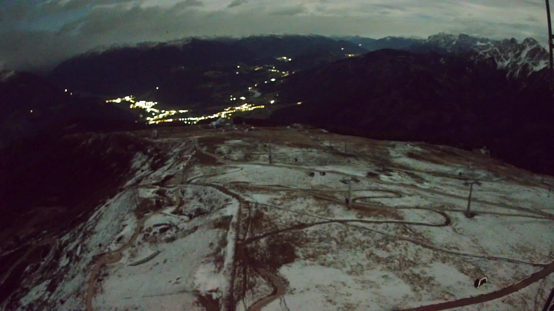 Kronplatz peak | view to Valdaora – Olang