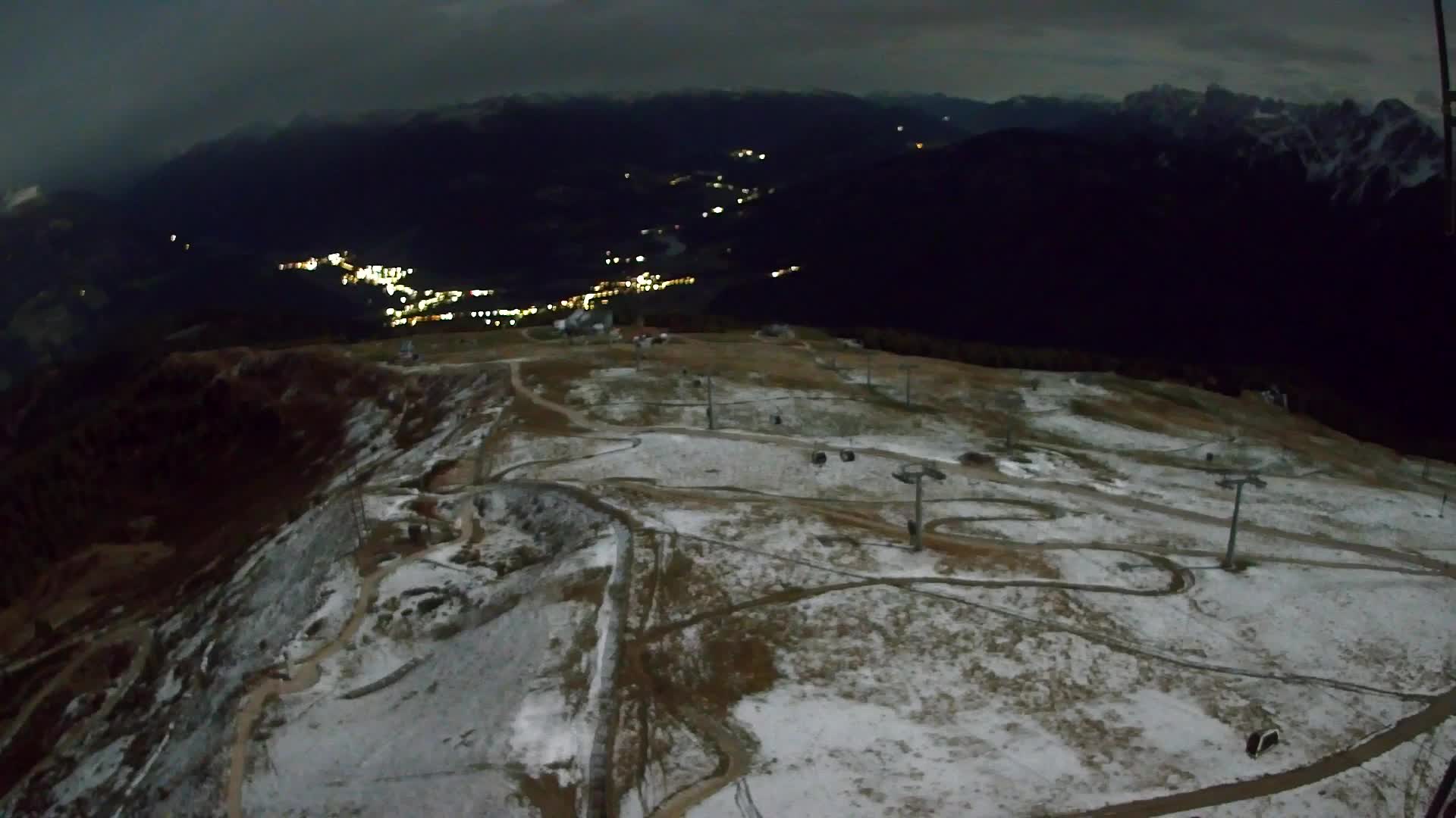 Kronplatz peak | view to Valdaora – Olang