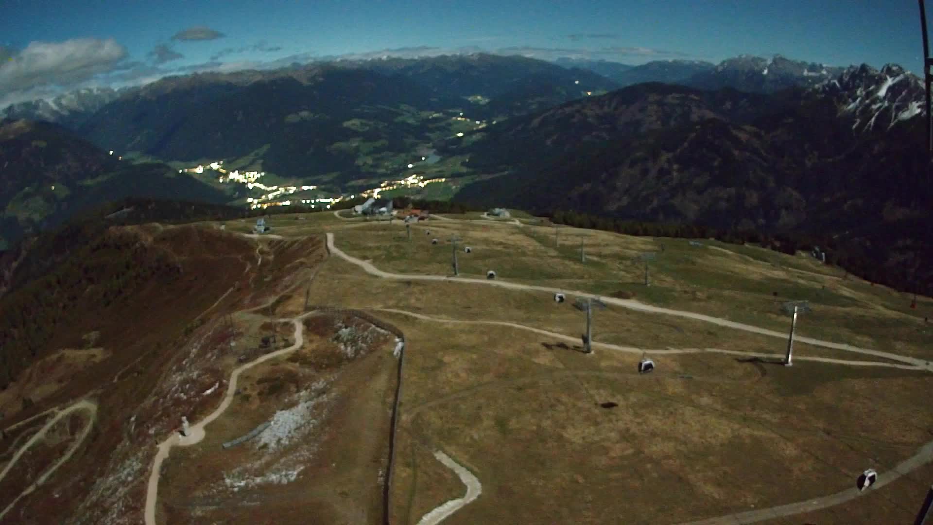 Kronplatz peak | view to Valdaora – Olang