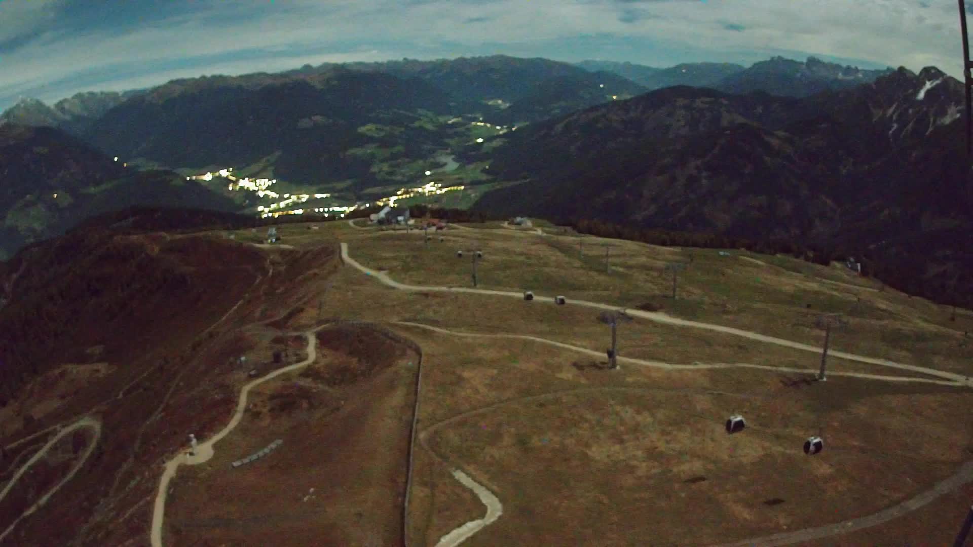 Sommet du Kronplatz | vue sur Valdaora – Olang