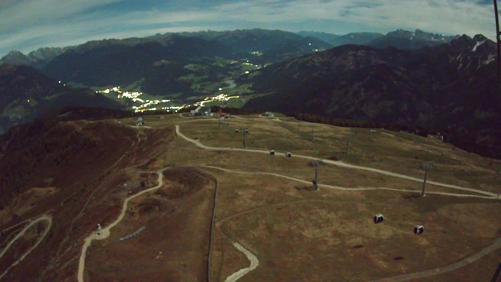 Kronplatz peak | view to Valdaora – Olang