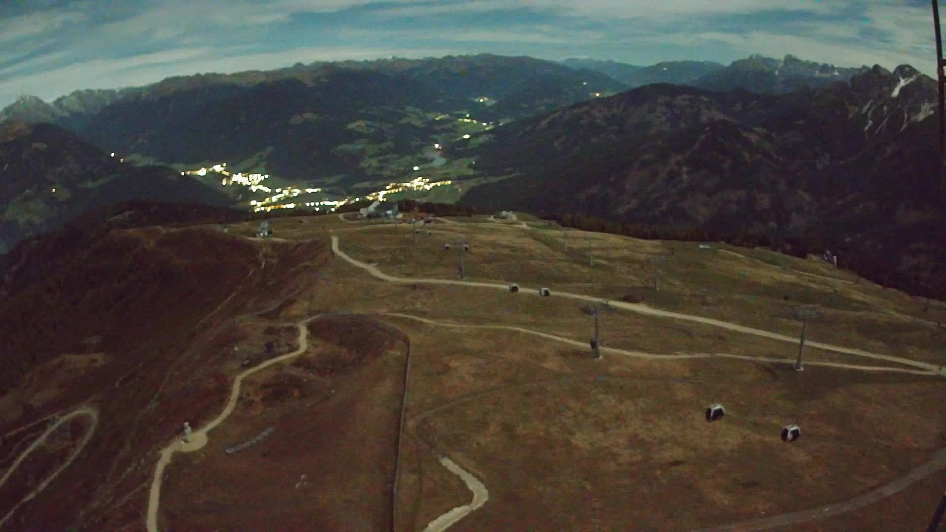 Kronplatz peak | view to Valdaora – Olang