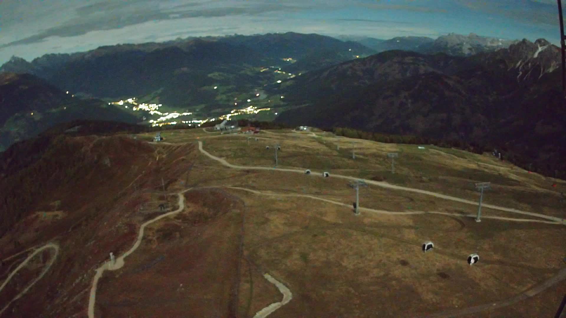 Kronplatz peak | view to Valdaora – Olang