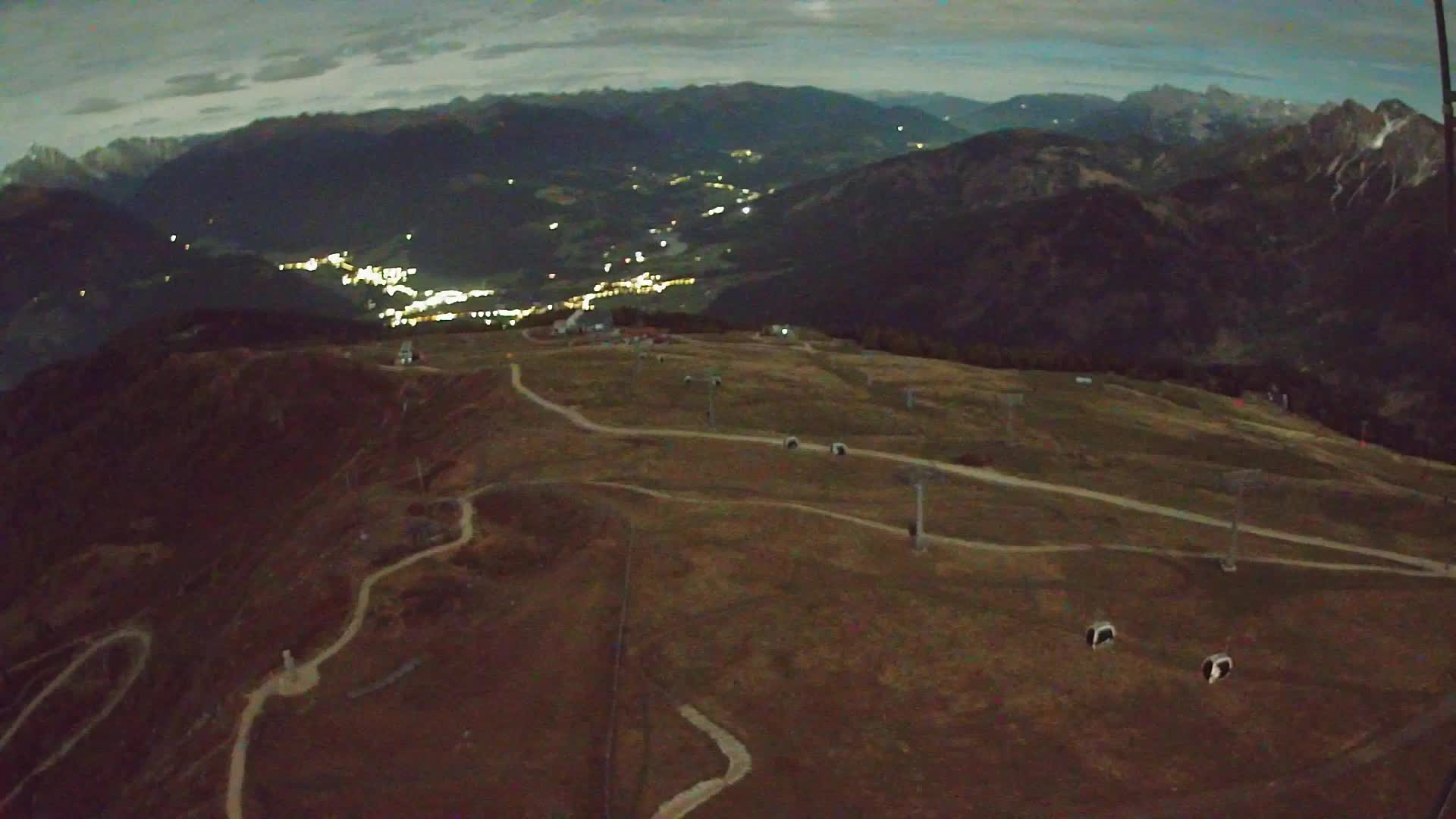 Kronplatz peak | view to Valdaora – Olang