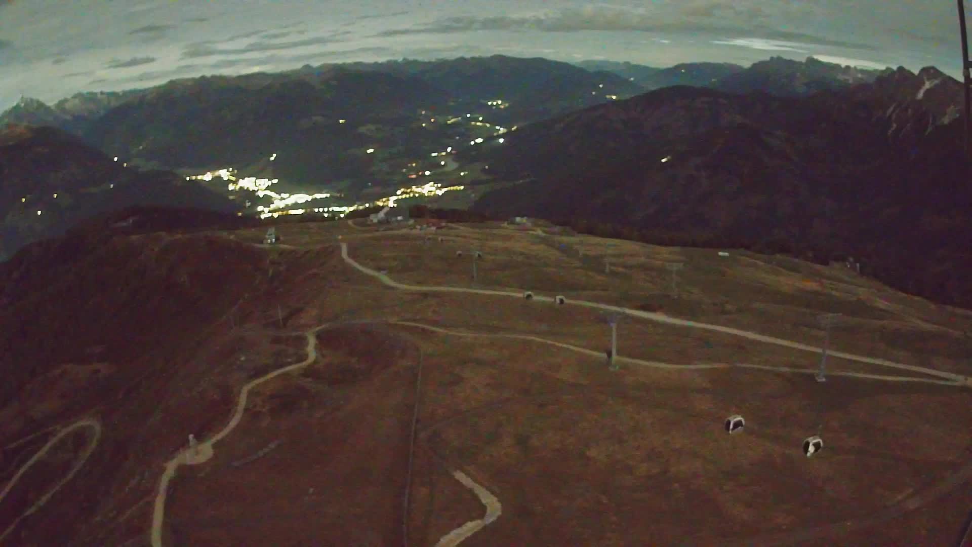 Kronplatz peak | view to Valdaora – Olang