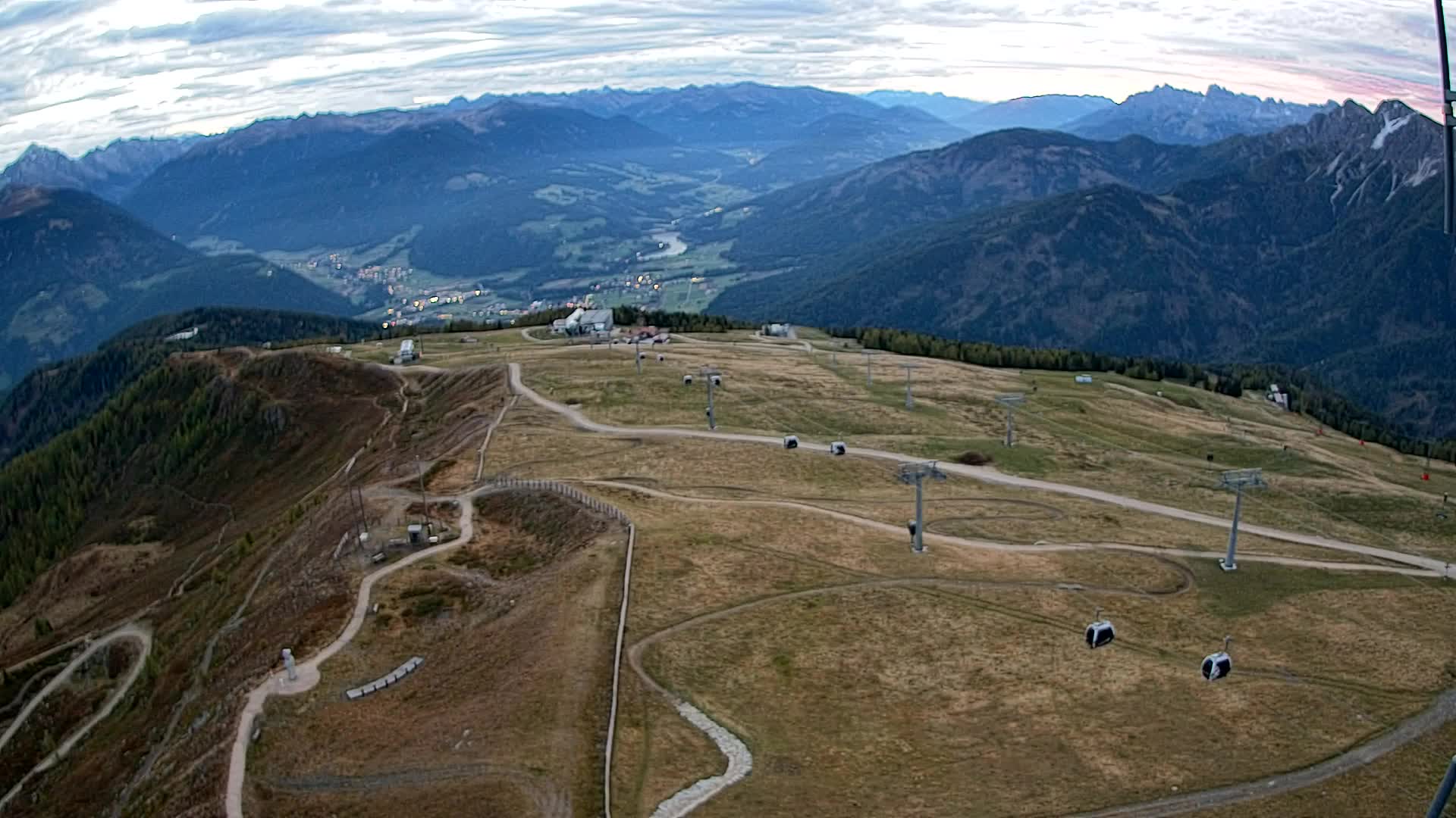 Kronplatz peak | view to Valdaora – Olang