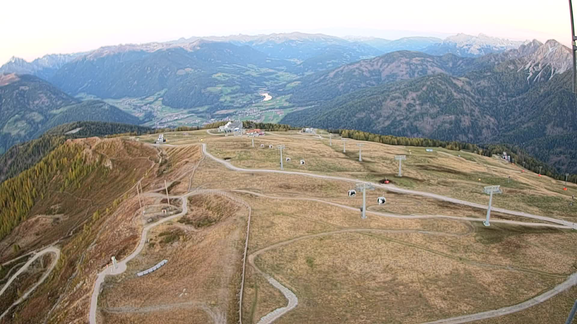 Kronplatz peak | view to Valdaora – Olang