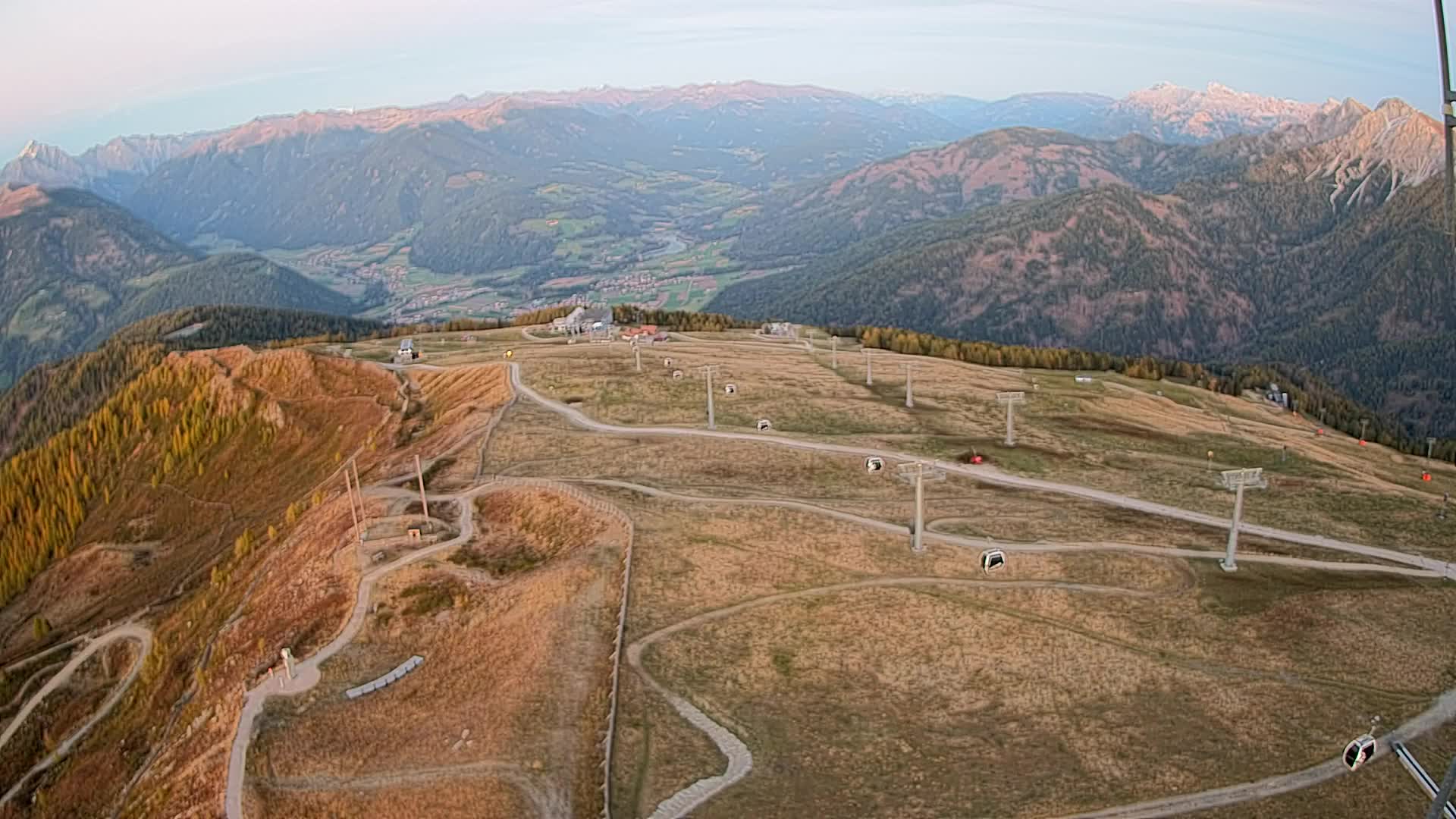 Kronplatz peak | view to Valdaora – Olang