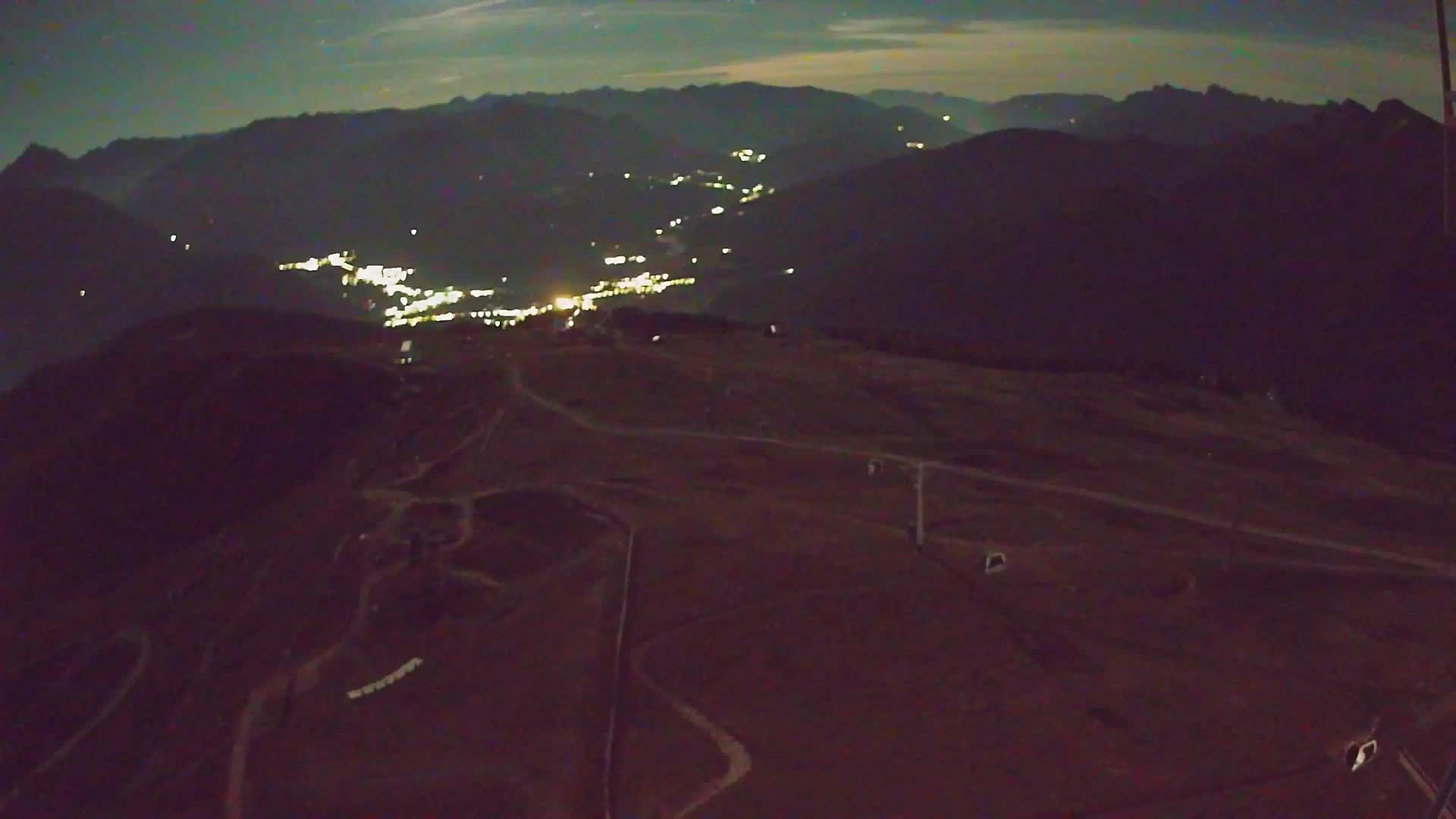 Kronplatz peak | view to Valdaora – Olang
