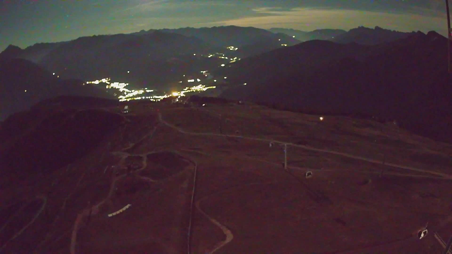 Kronplatz peak | view to Valdaora – Olang