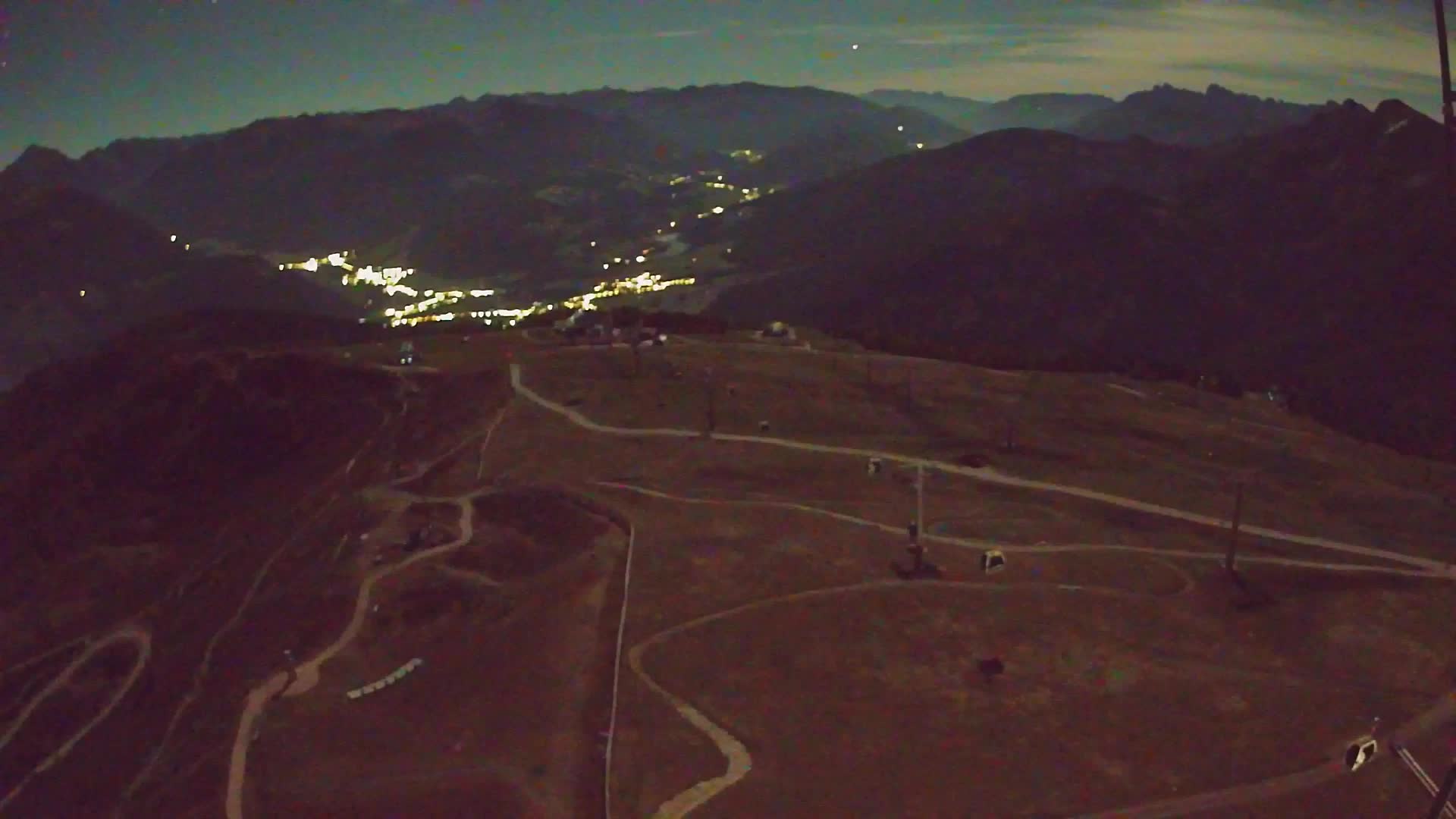 Kronplatz peak | view to Valdaora – Olang