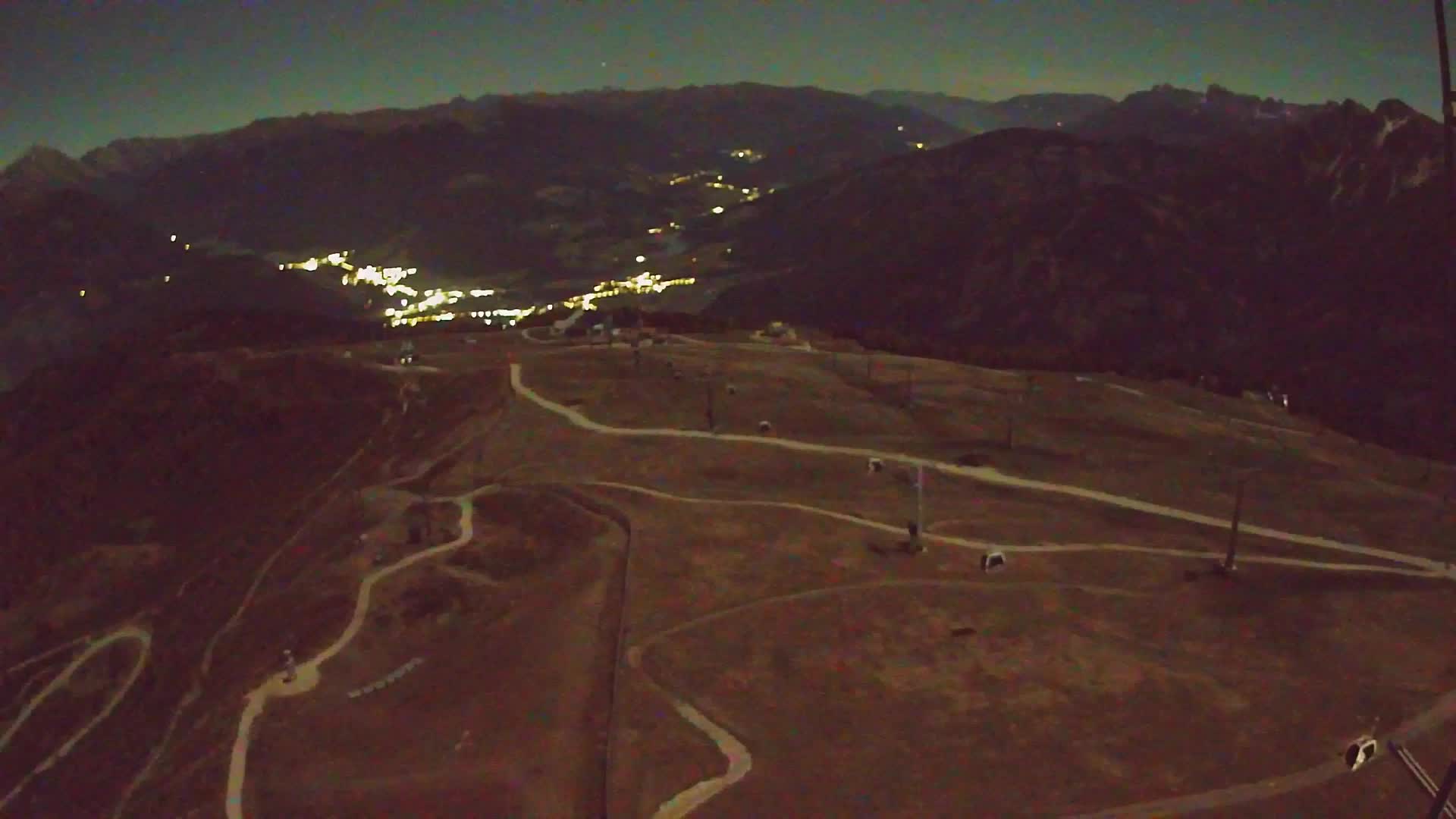 Kronplatz peak | view to Valdaora – Olang
