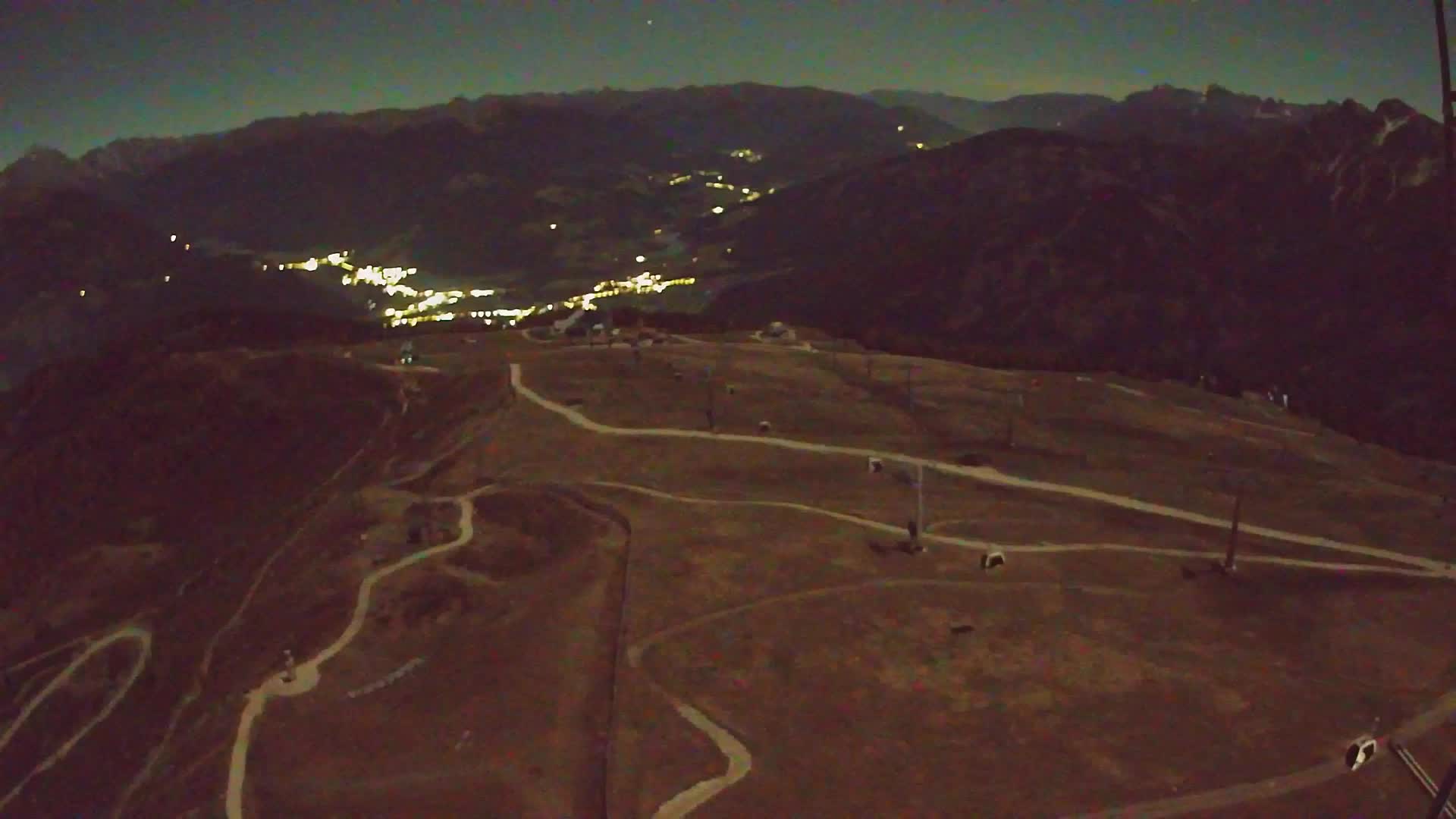 Kronplatz peak | view to Valdaora – Olang