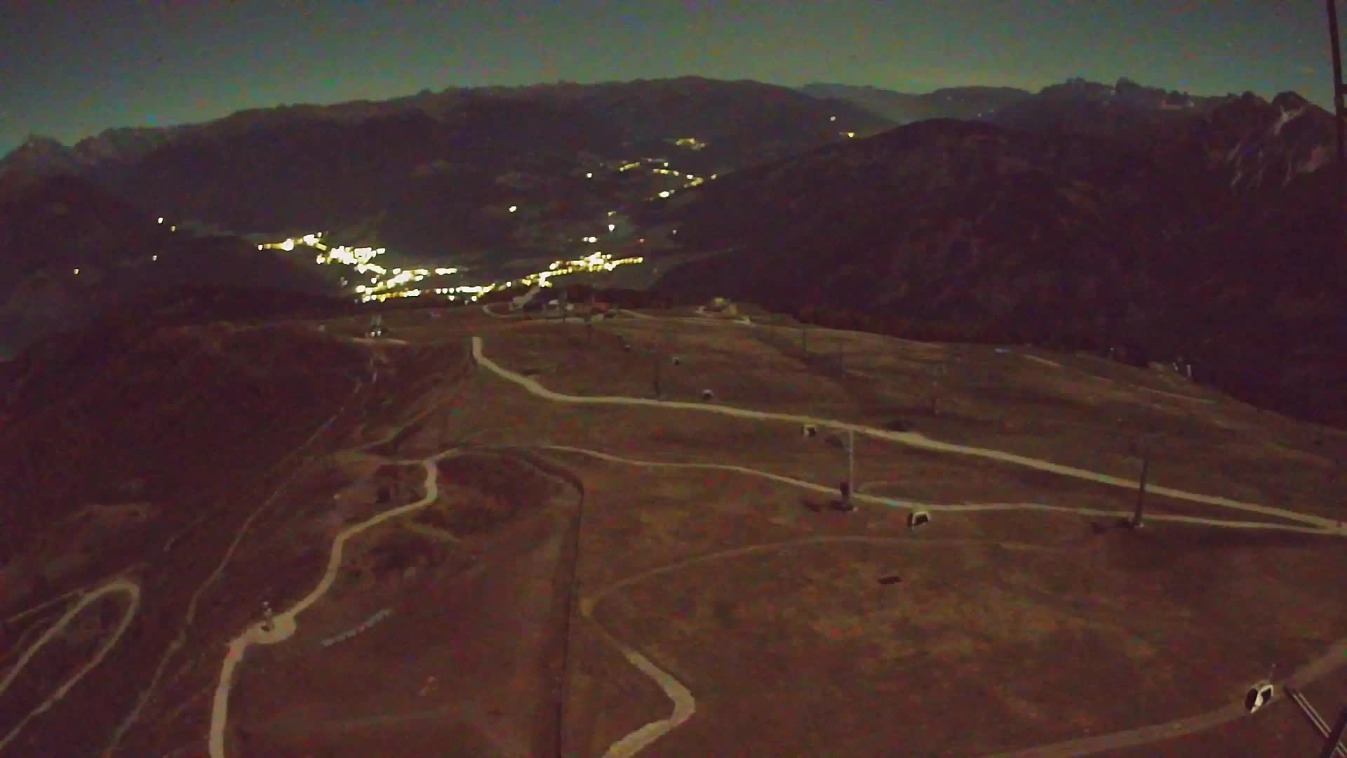 Kronplatz peak | view to Valdaora – Olang