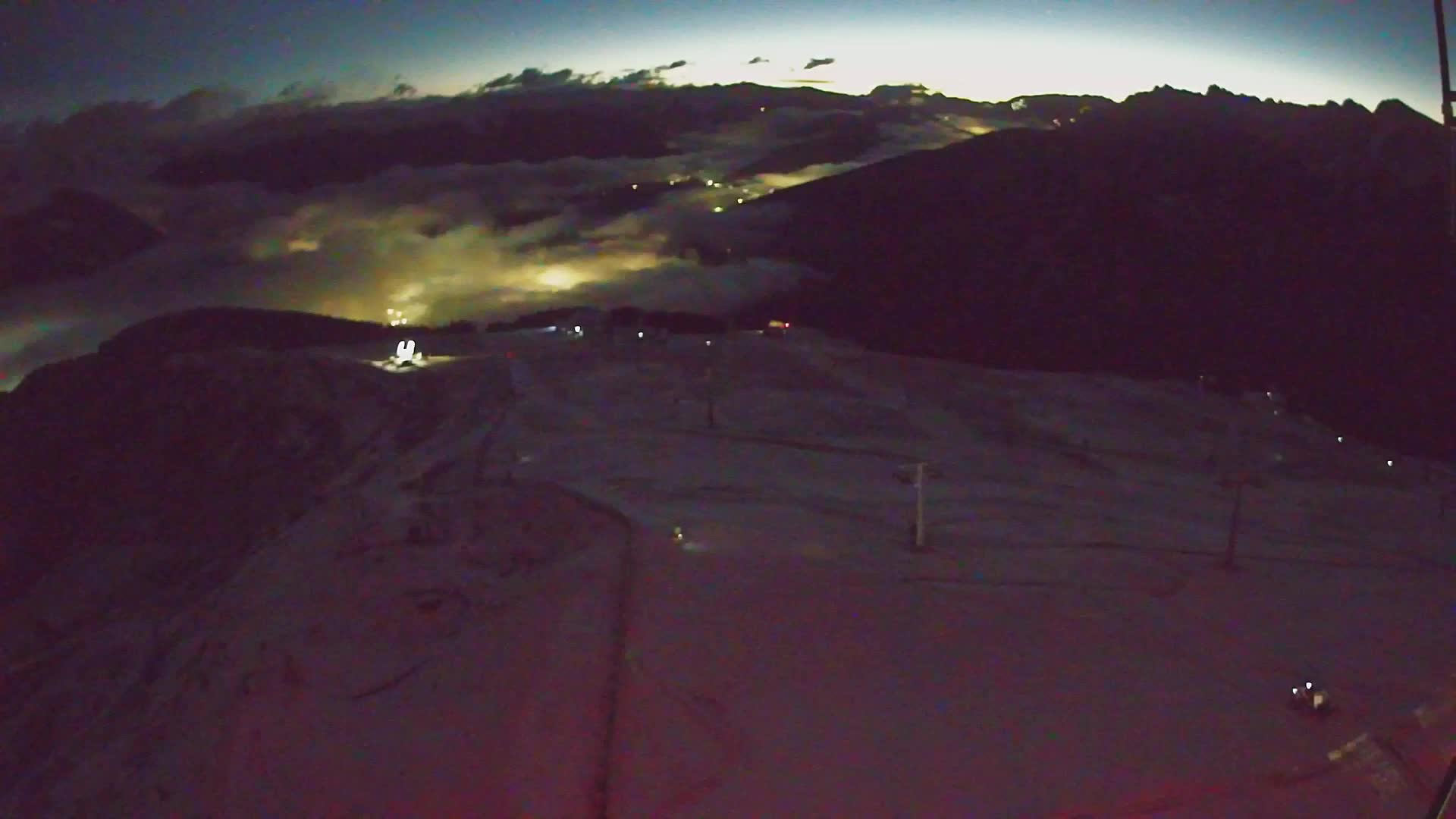 Kronplatz peak | view to Valdaora – Olang