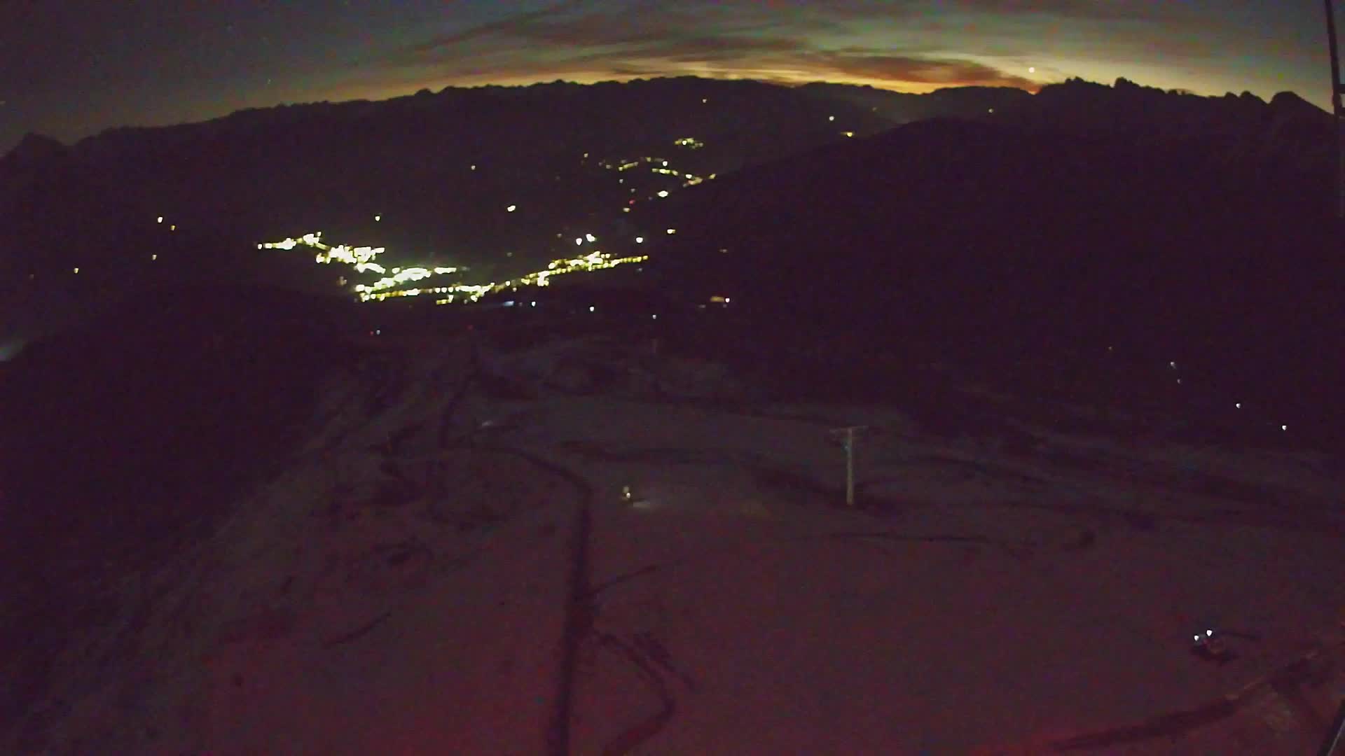 Kronplatz peak | view to Valdaora – Olang