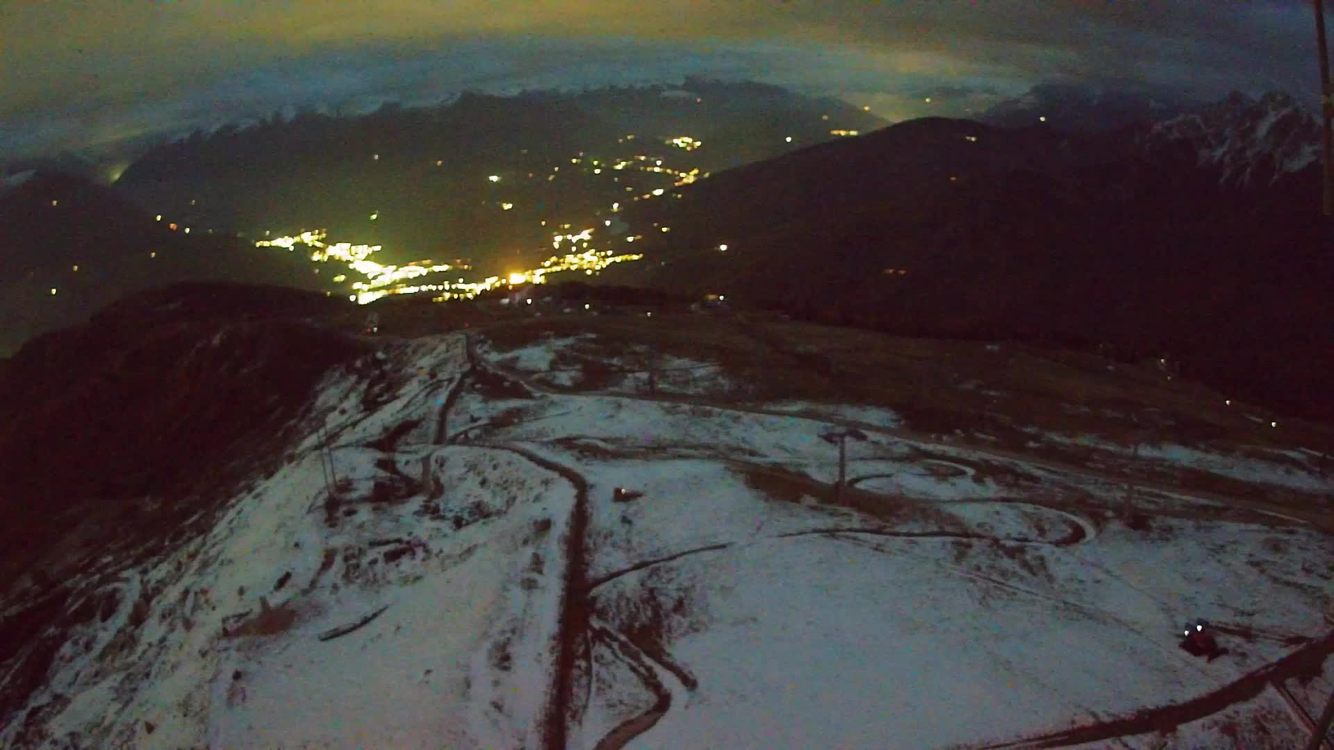 Kronplatz peak | view to Valdaora – Olang