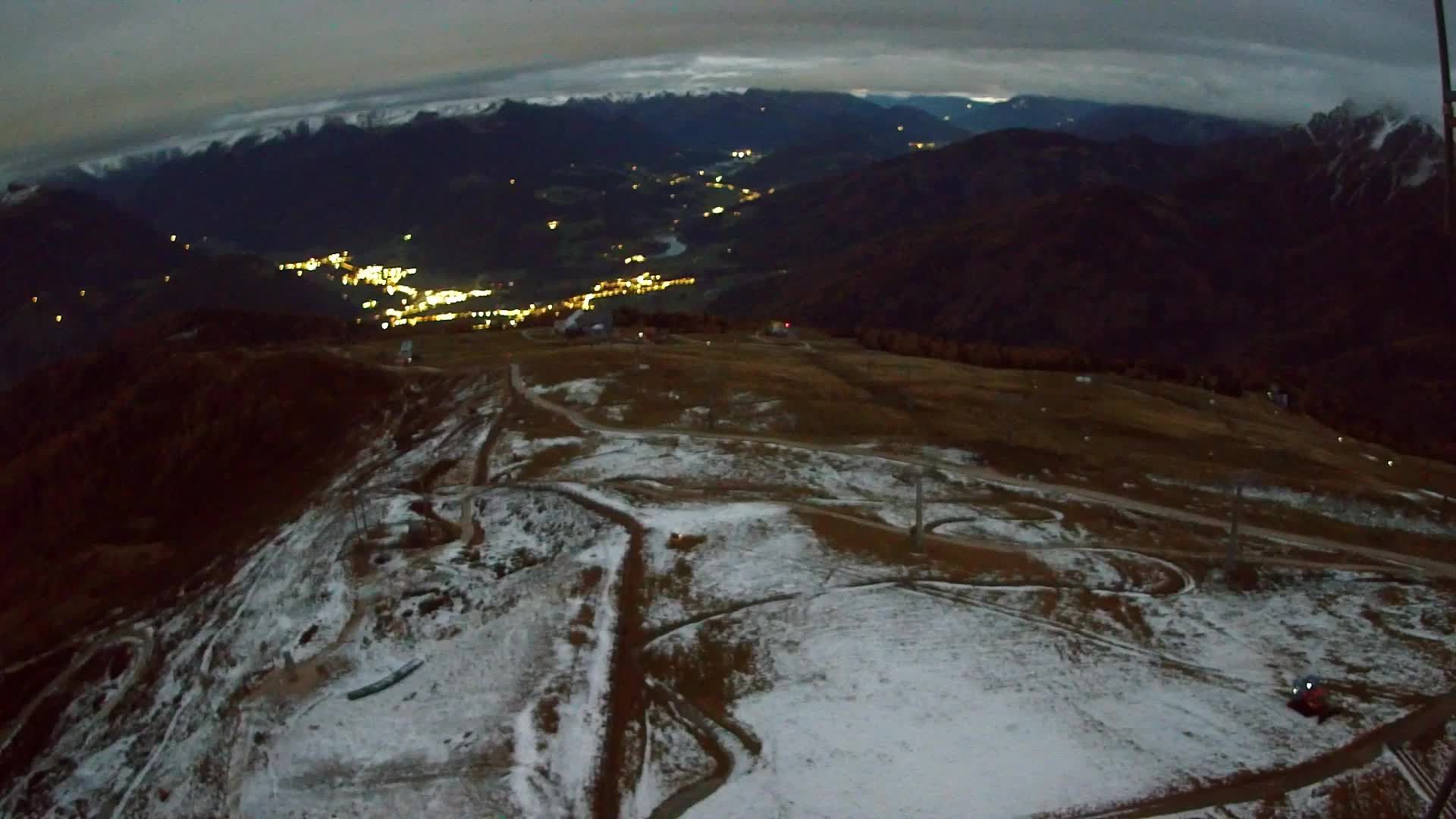 Kronplatz peak | view to Valdaora – Olang