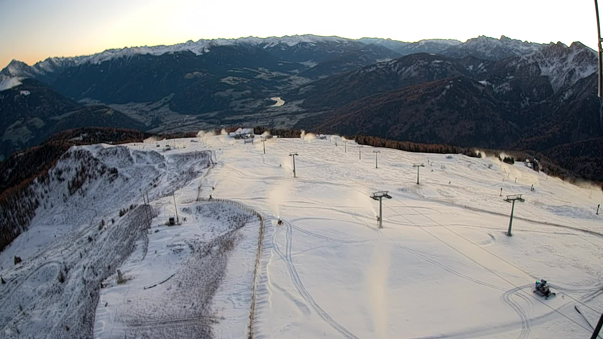 Kronplatz peak | view to Valdaora – Olang