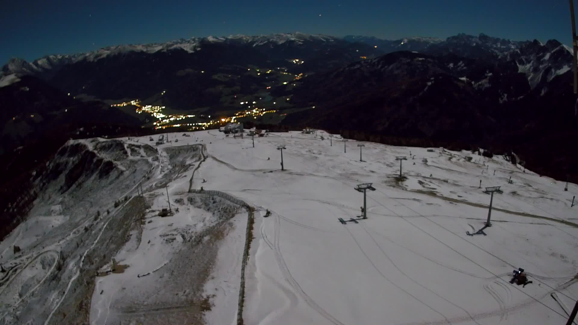 Kronplatz peak | view to Valdaora – Olang