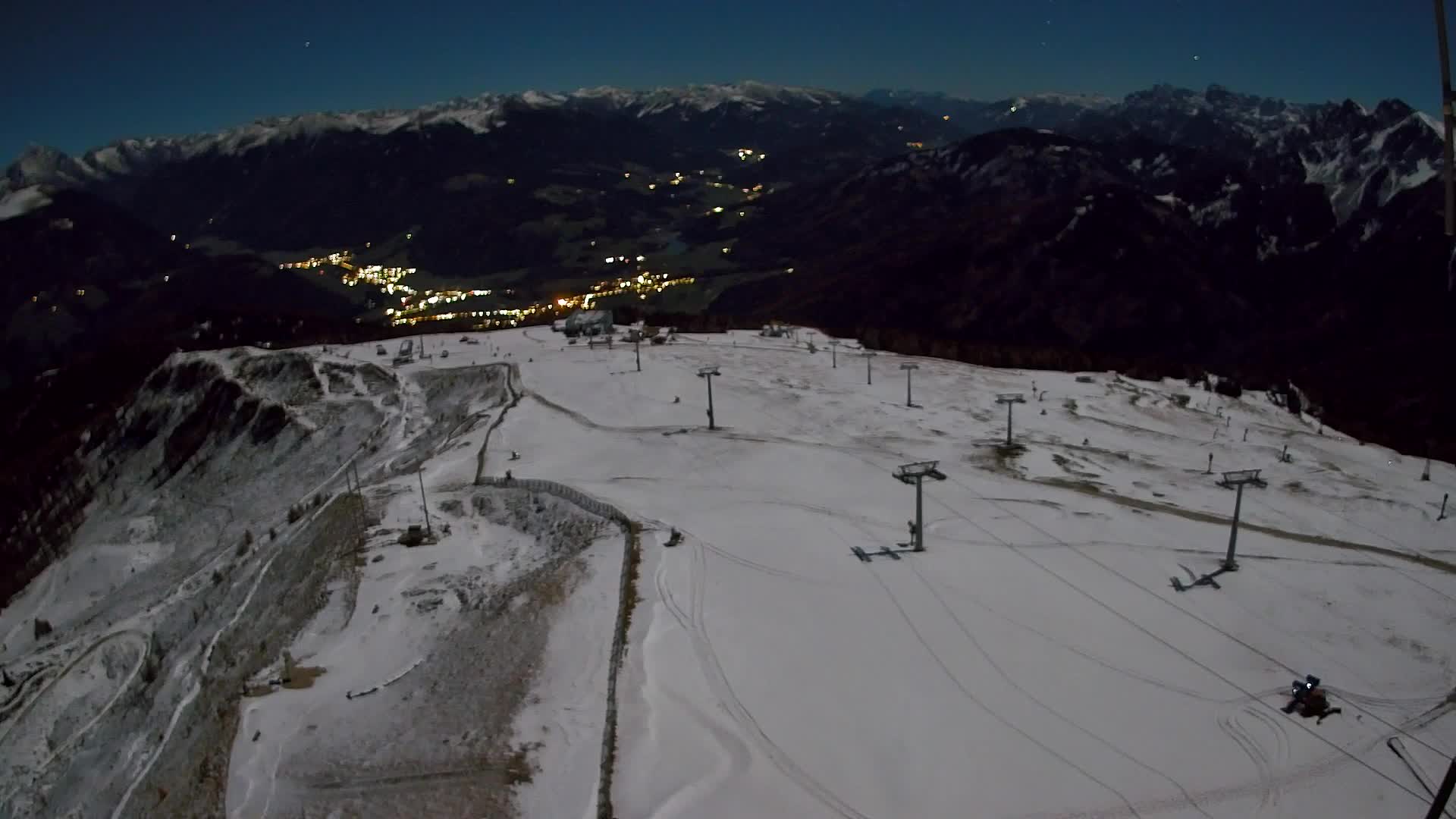Kronplatz peak | view to Valdaora – Olang