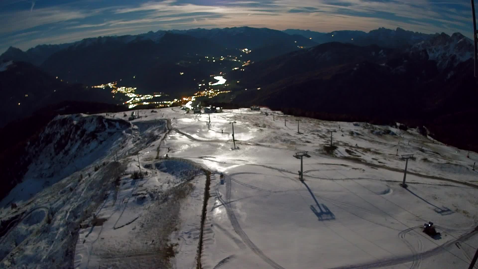 Kronplatz peak | view to Valdaora – Olang