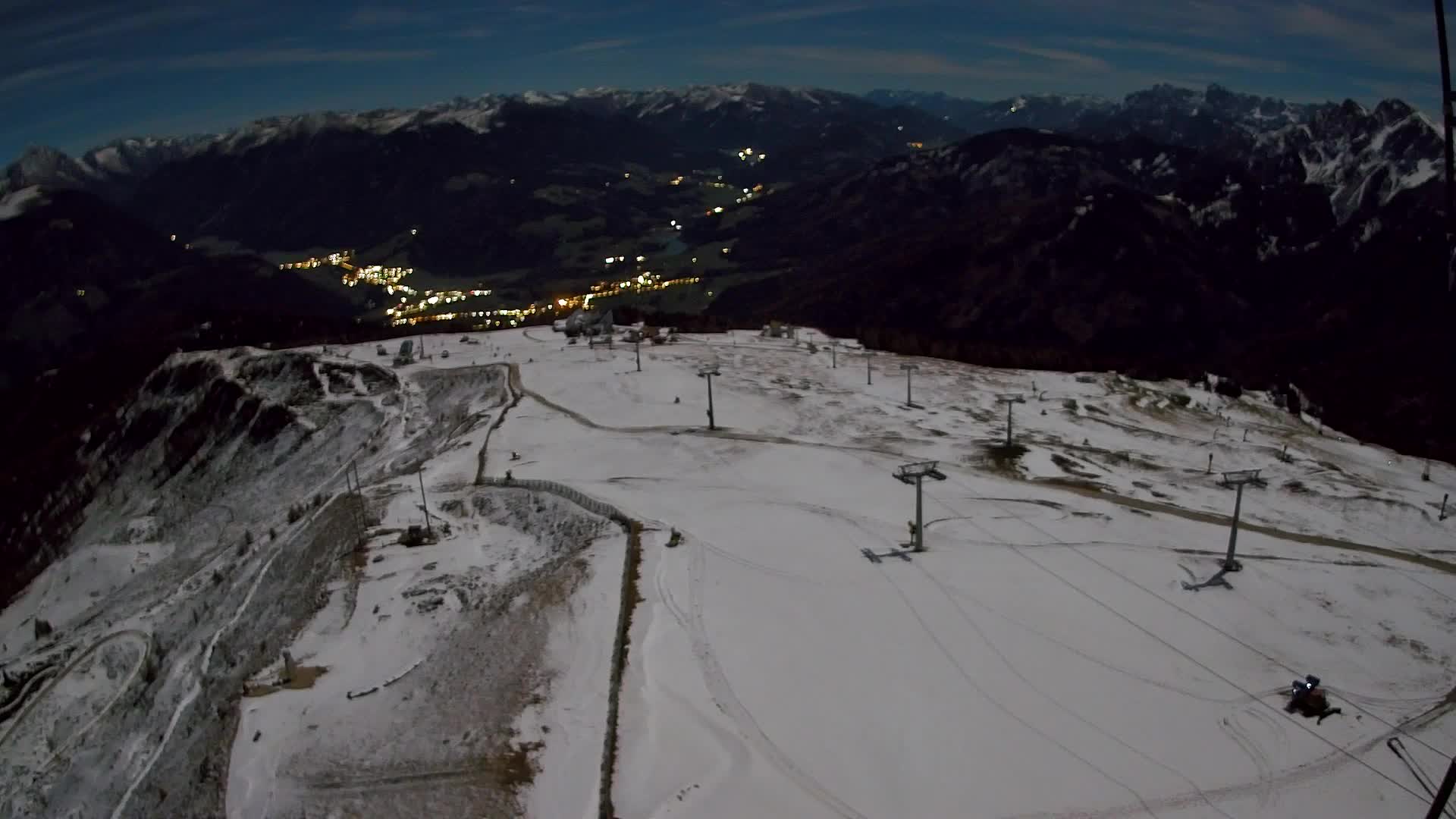 Kronplatz peak | view to Valdaora – Olang
