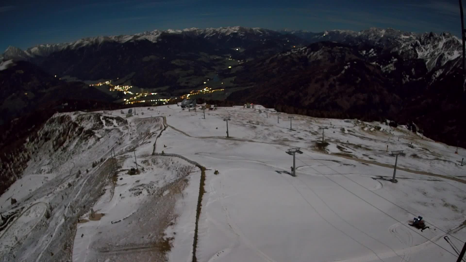 Kronplatz peak | view to Valdaora – Olang