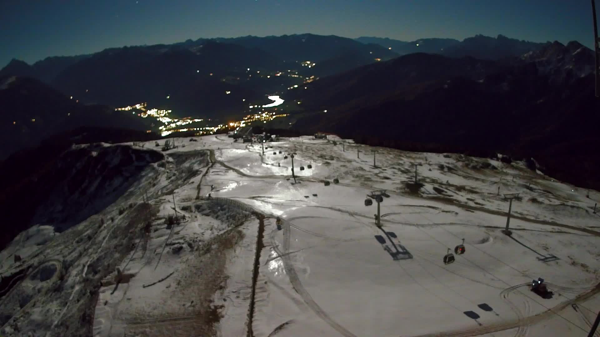 Kronplatz peak | view to Valdaora – Olang