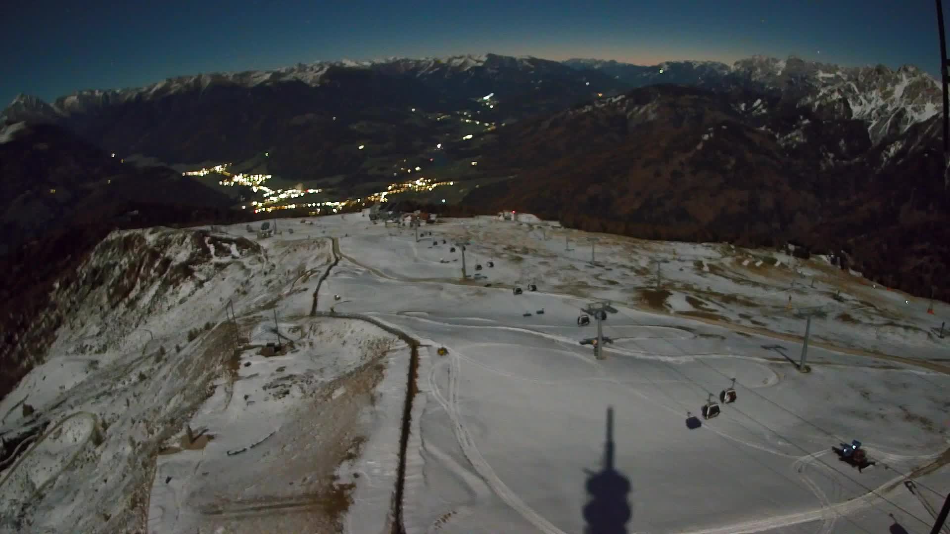 Kronplatz peak | view to Valdaora – Olang