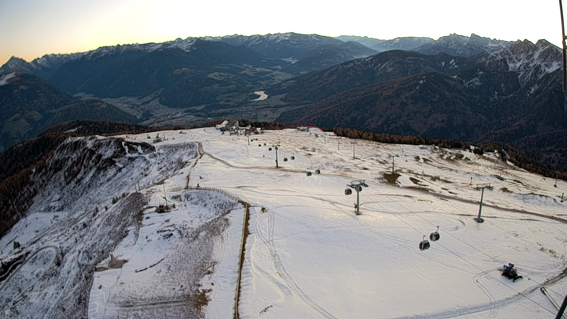 Kronplatz peak | view to Valdaora – Olang