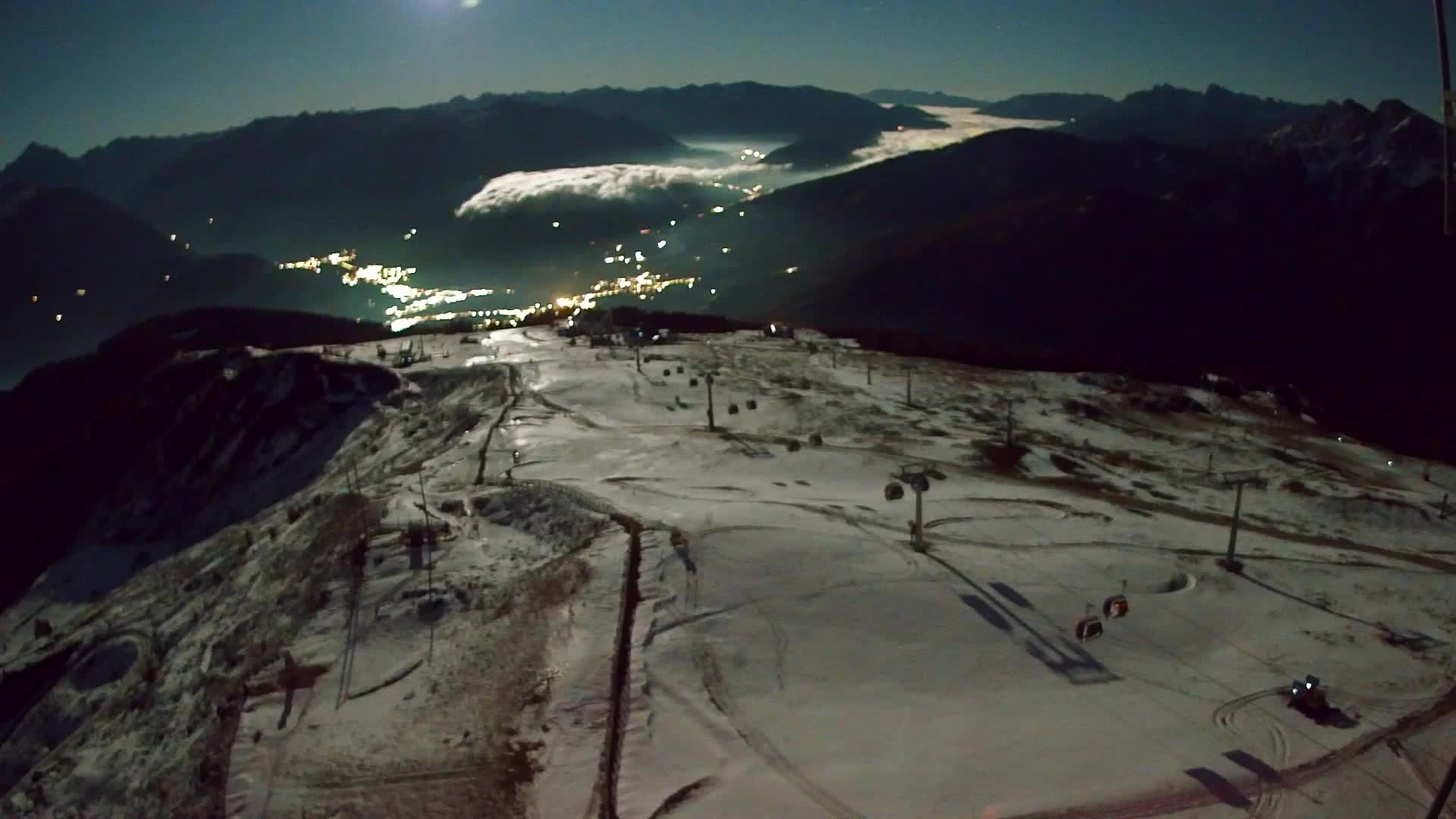 Kronplatz peak | view to Valdaora – Olang