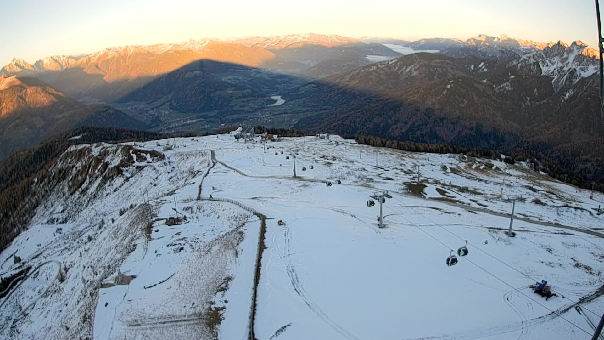 Kronplatz peak | view to Valdaora – Olang