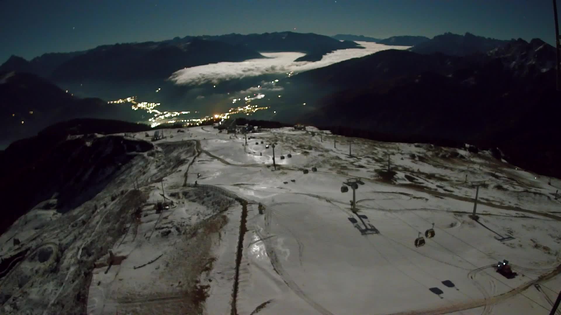 Kronplatz peak | view to Valdaora – Olang