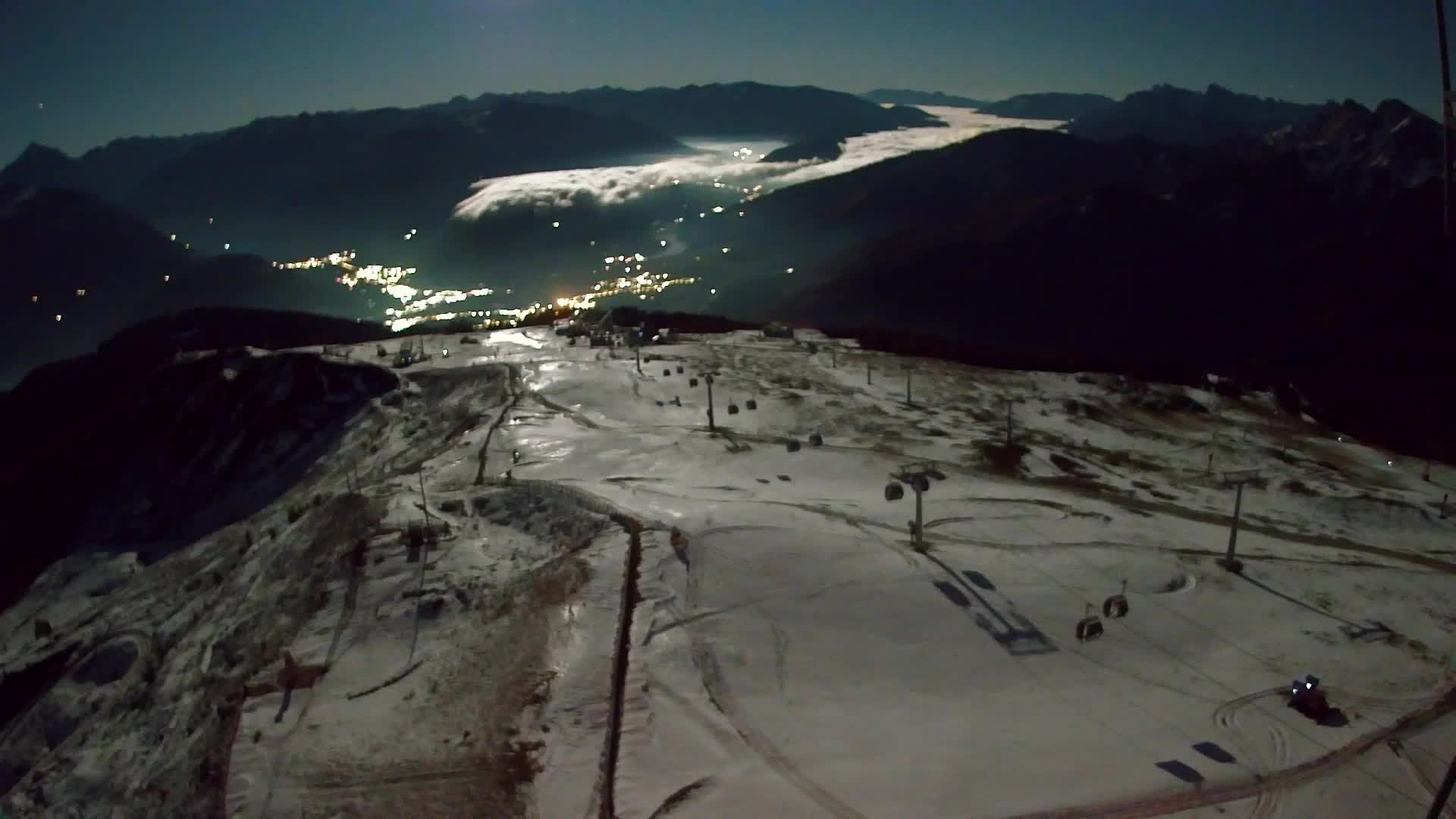 Kronplatz peak | view to Valdaora – Olang