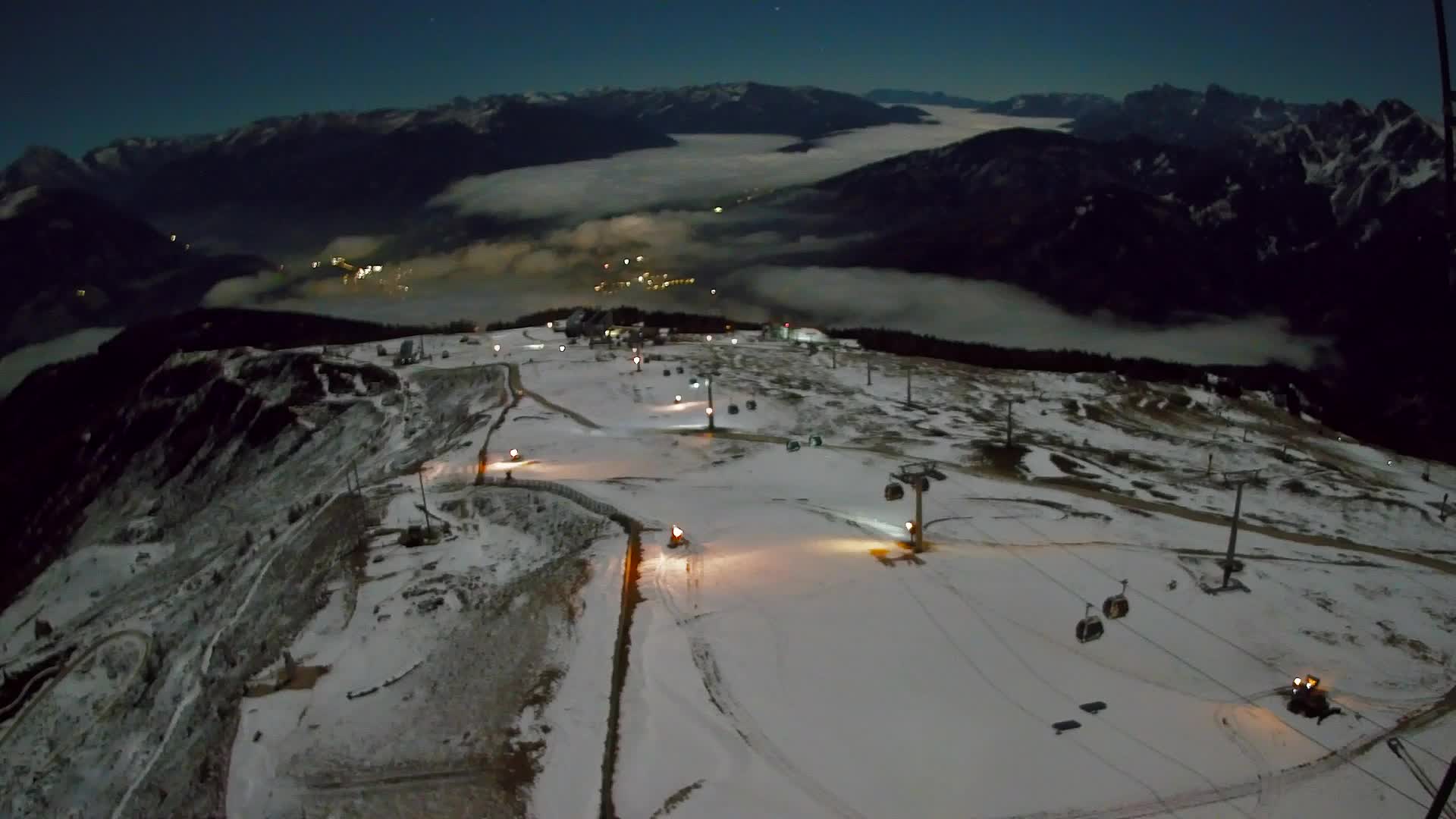 Kronplatz peak | view to Valdaora – Olang