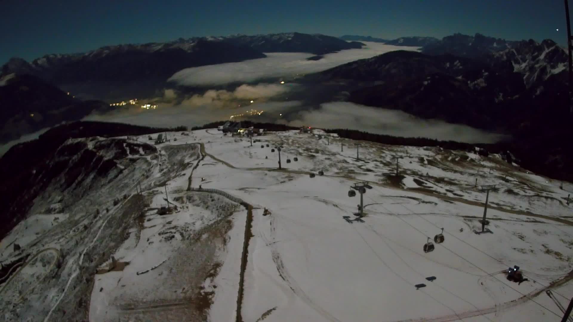 Kronplatz peak | view to Valdaora – Olang